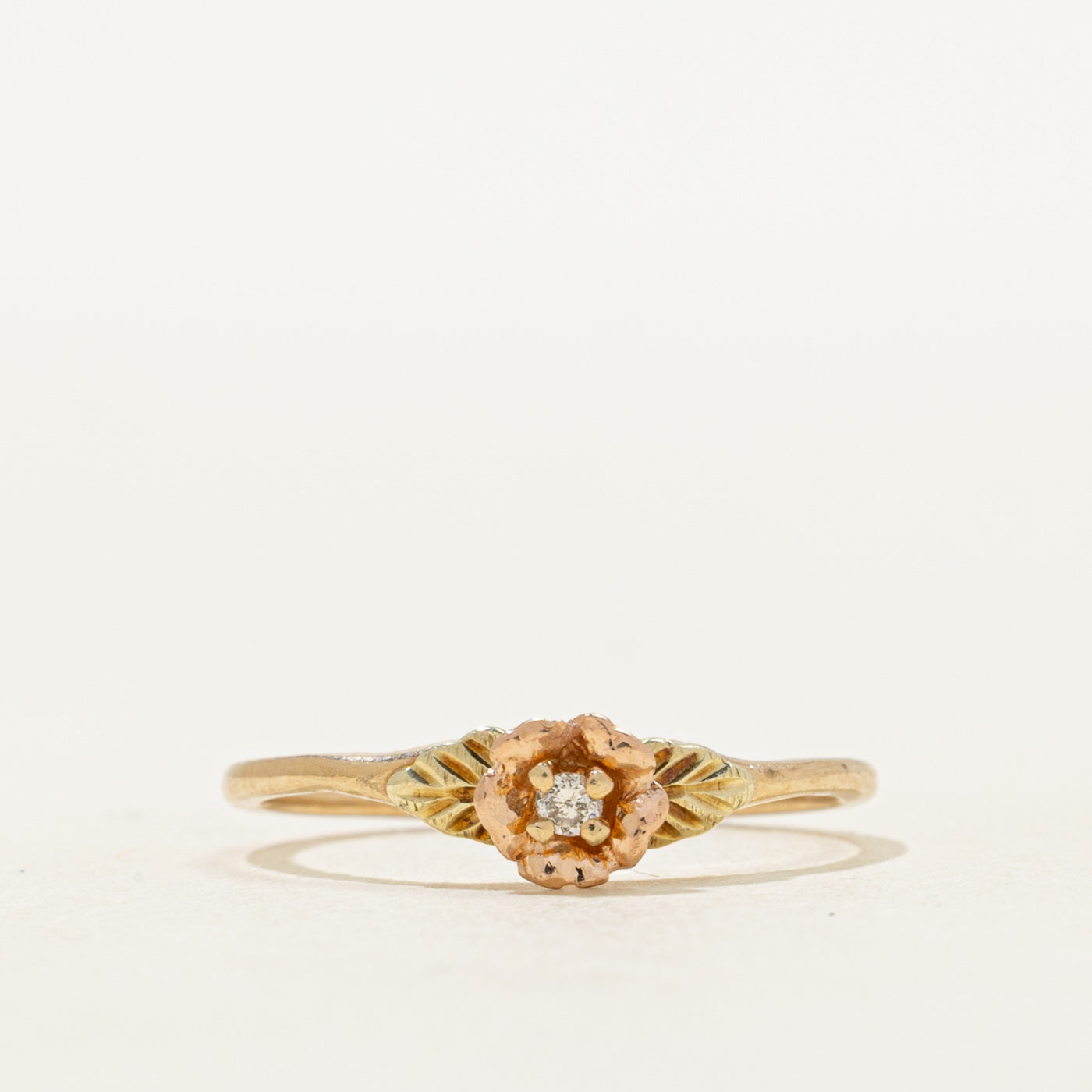 Two Tone Diamond Floral Ring | SZ 5.25