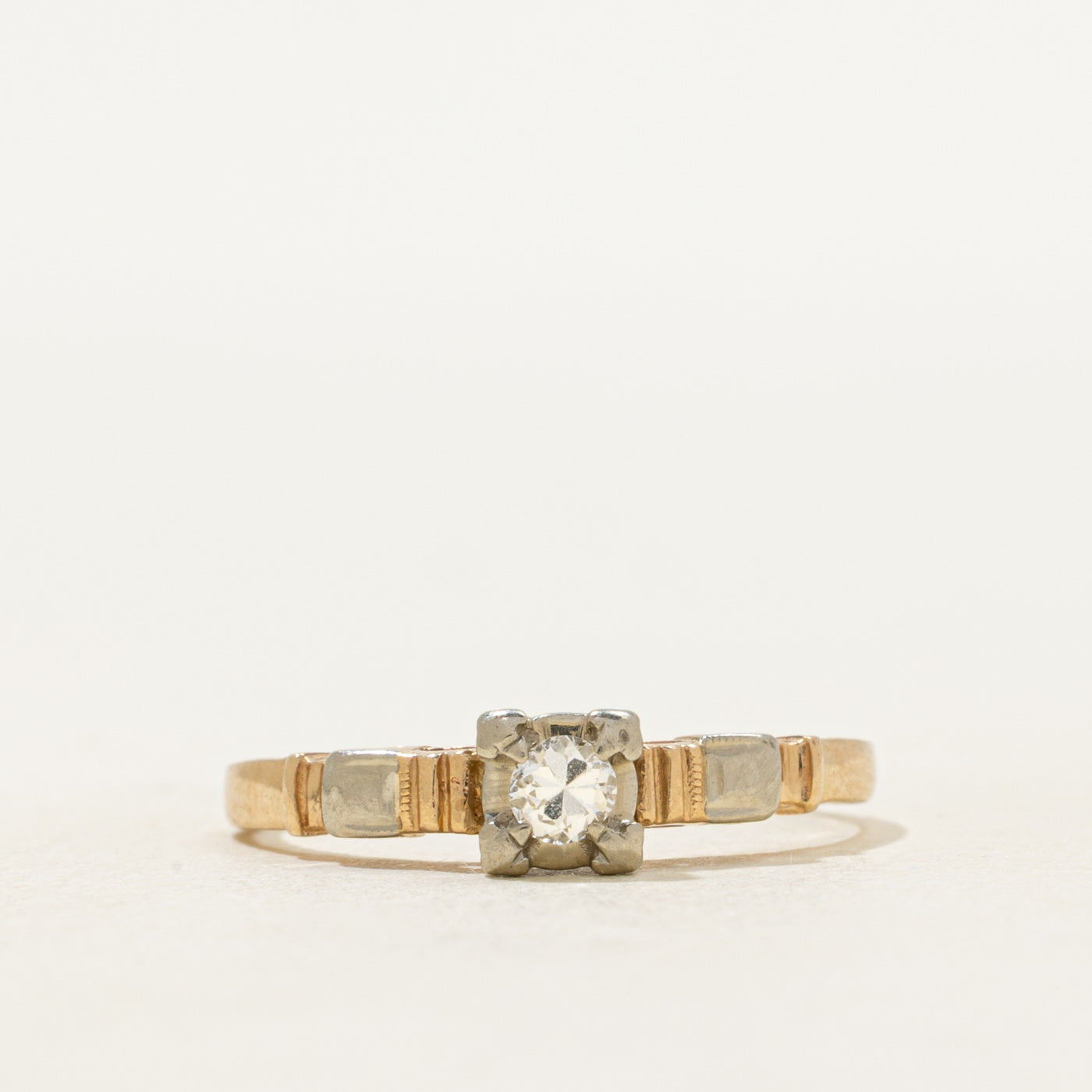 Two Tone Illusion Set Diamond Ring | SZ 7