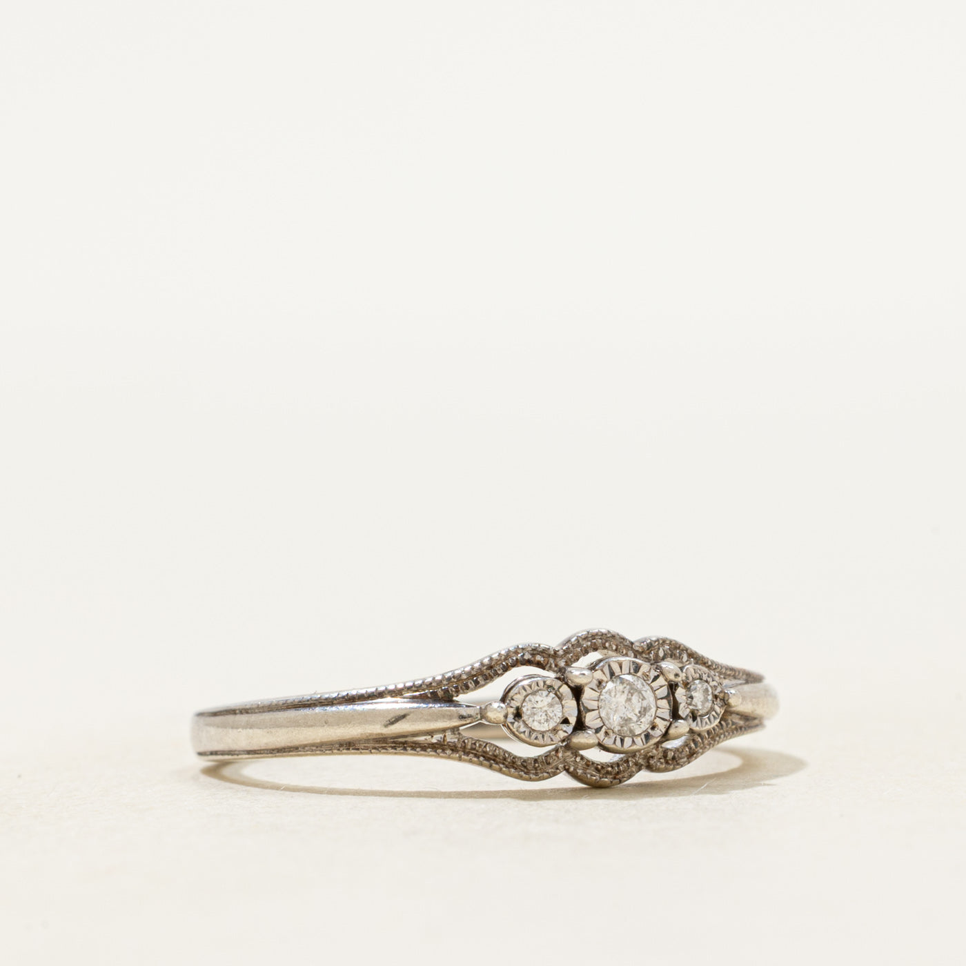 Illusion Set Three Stone Diamond Milgrained Ring | SZ 8