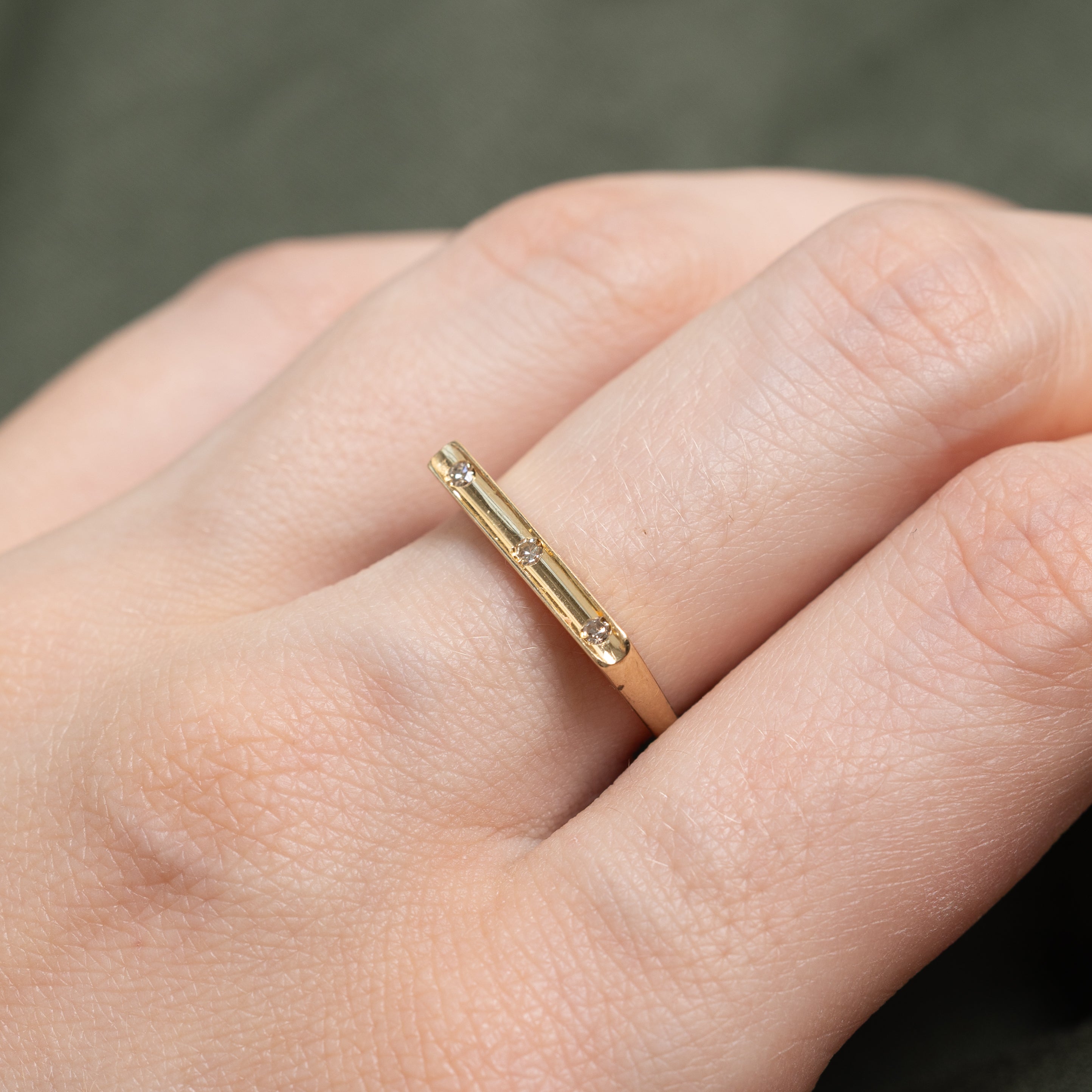 Flush Set Three Stone Diamond Bar Band | SZ 6.25