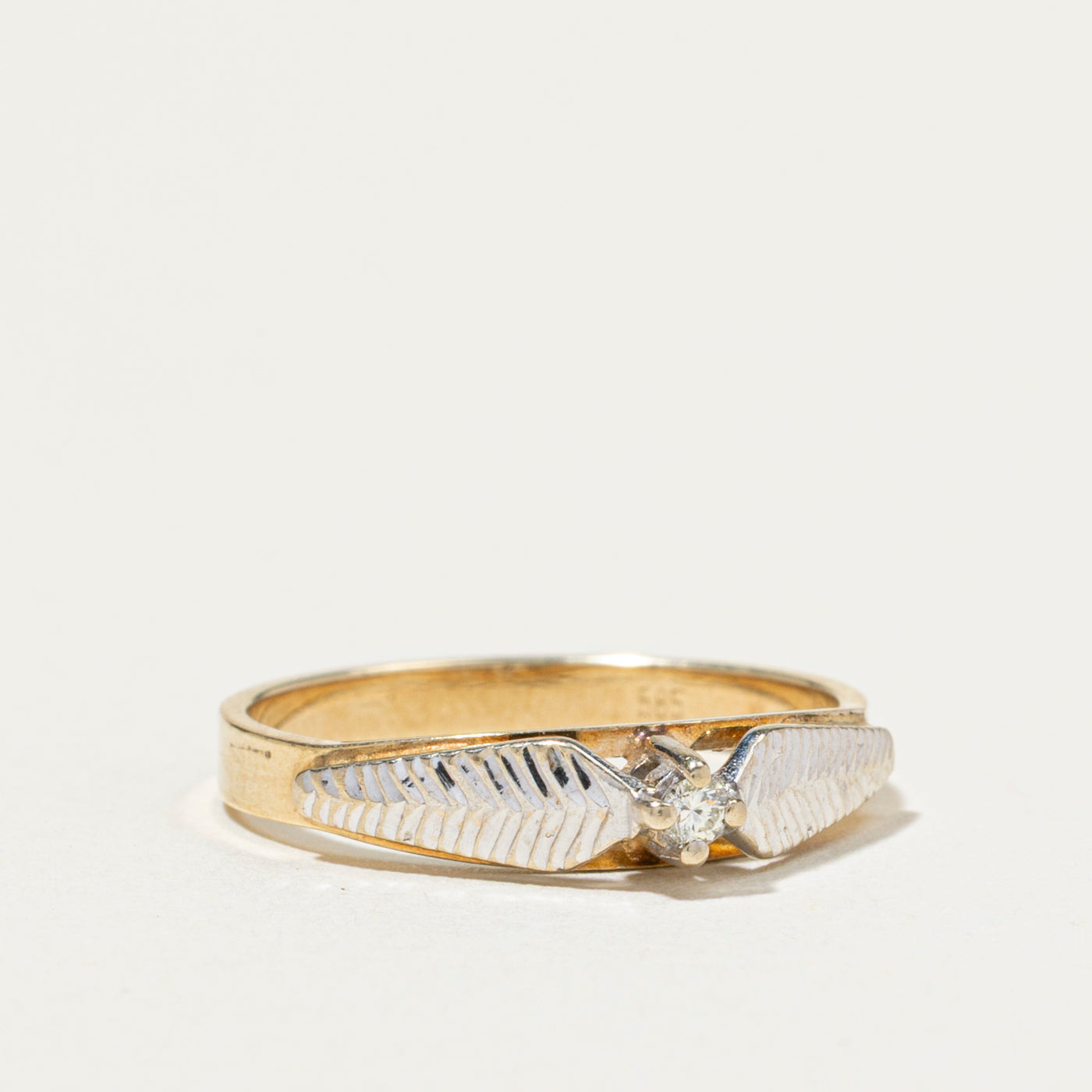 Bague en or bicolore gravée de diamants | Taille 6