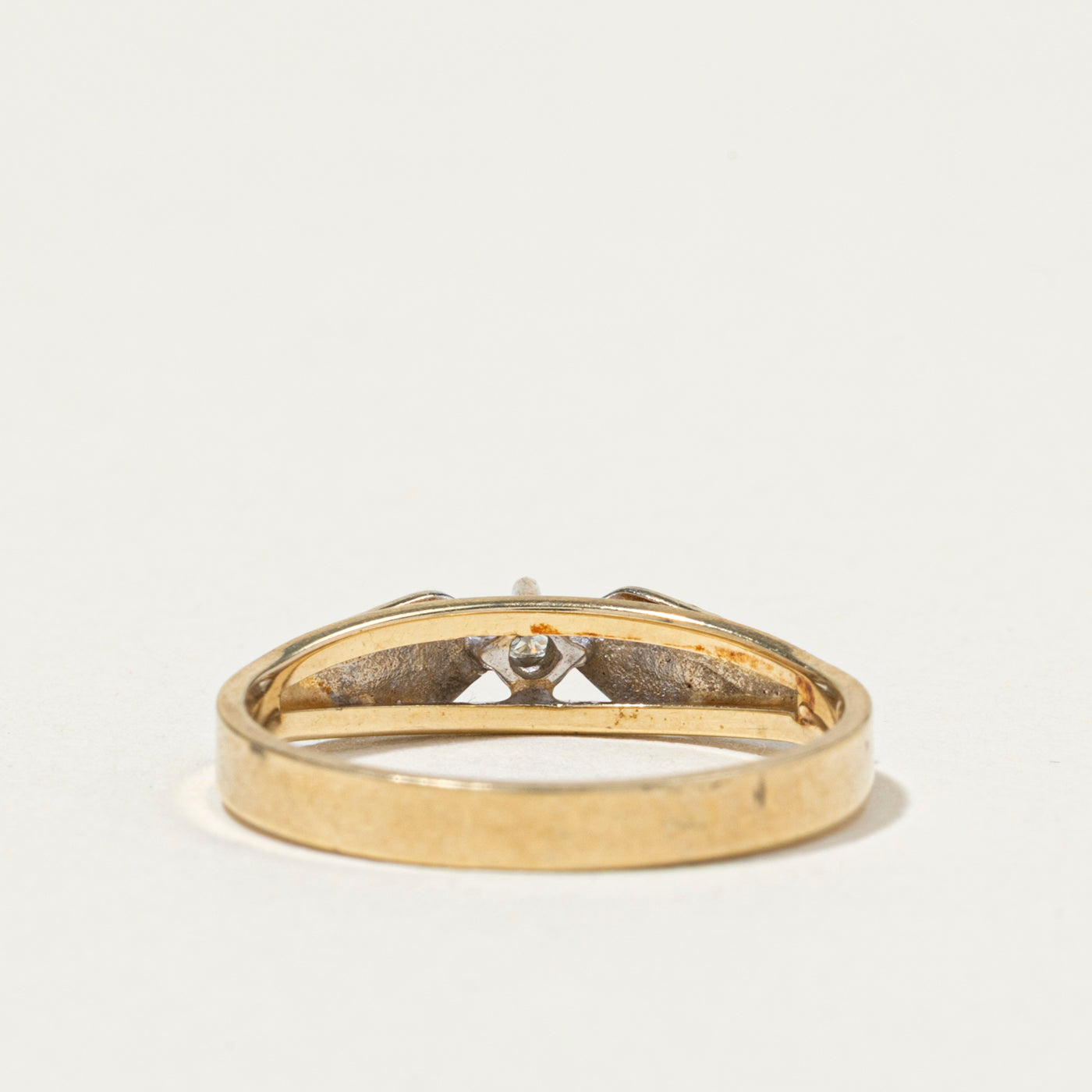 Bague en or bicolore gravée de diamants | Taille 6