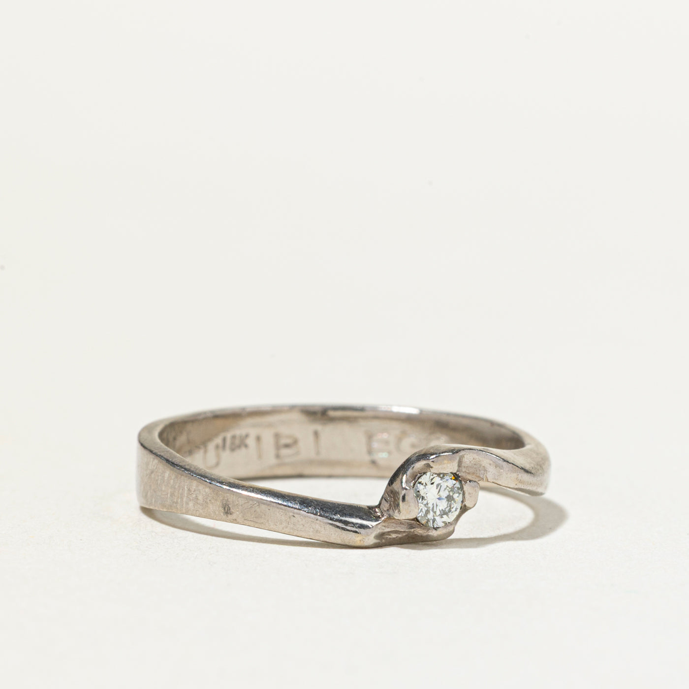 18k Solitaire Diamond Bypass Ring | SZ 6.5