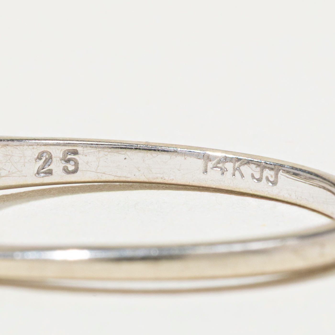 Four Stone Diamond Contour Ring | SZ 7.5