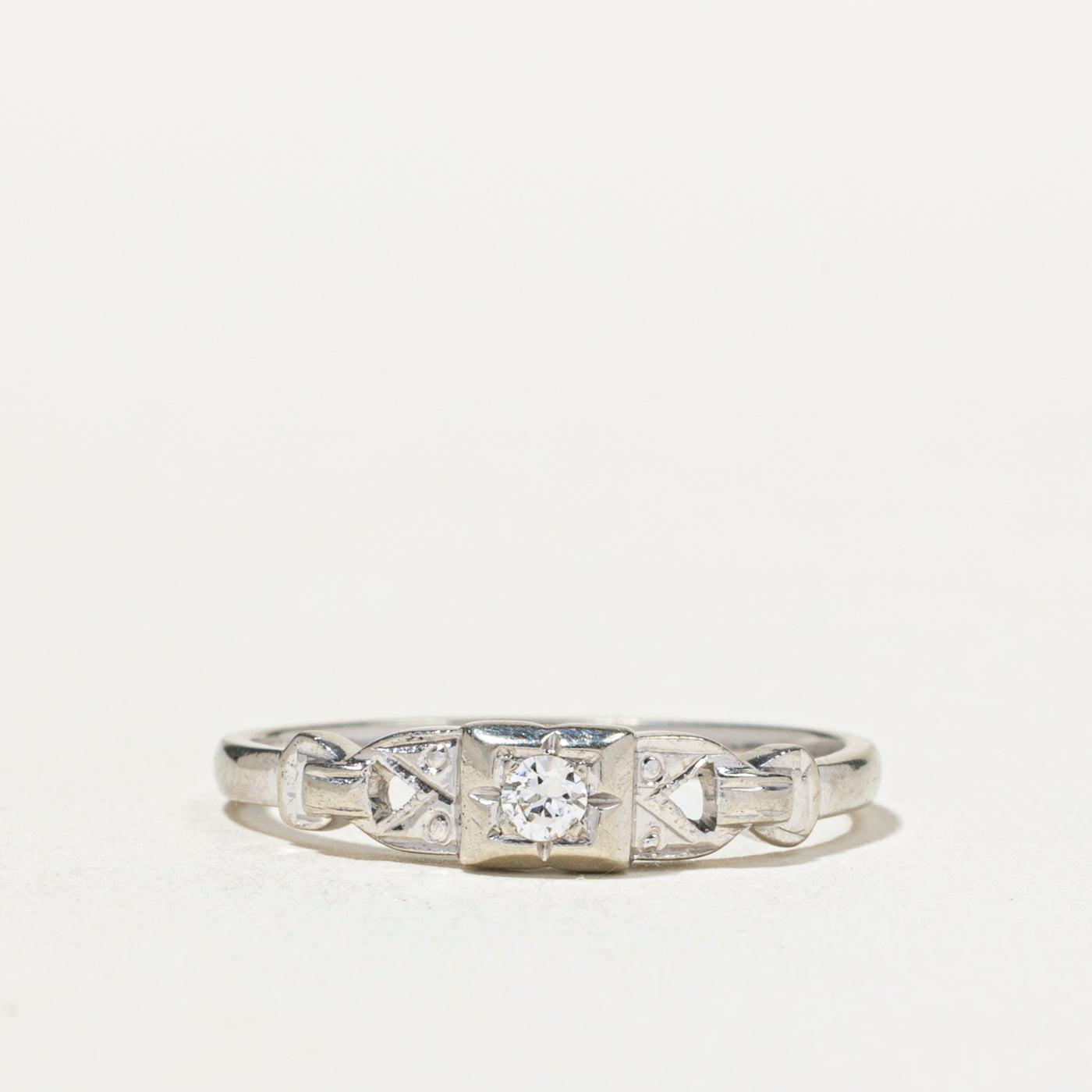 18k Diamond Textured Ring | SZ 5.5