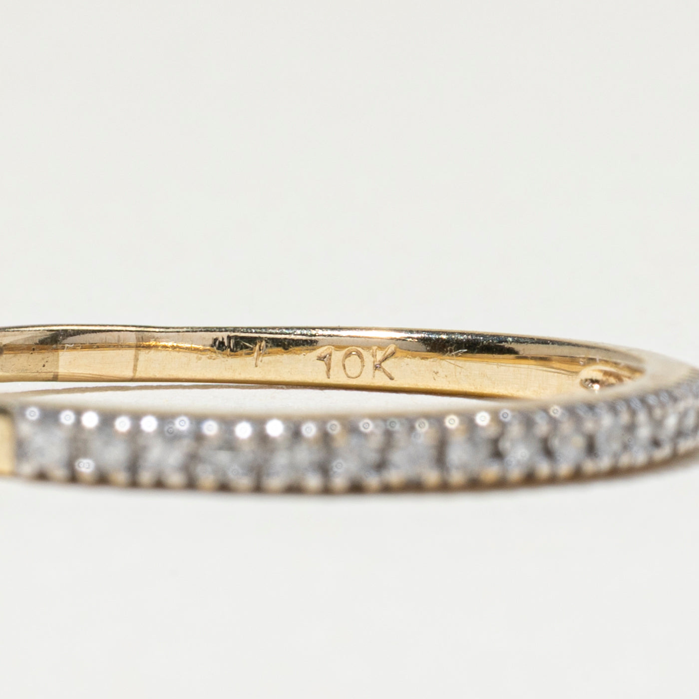 Alliance demi-éternité sertie de diamants | 1,6 mm | Taille 7,75