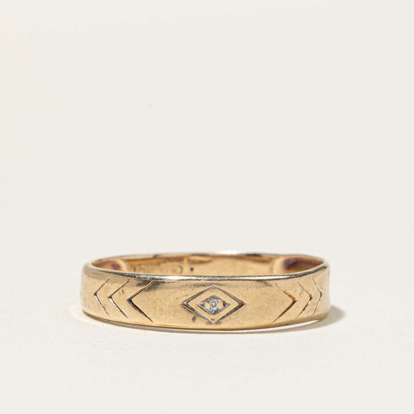 Flush Set Diamond Engraved Band | 4mm | SZ 10