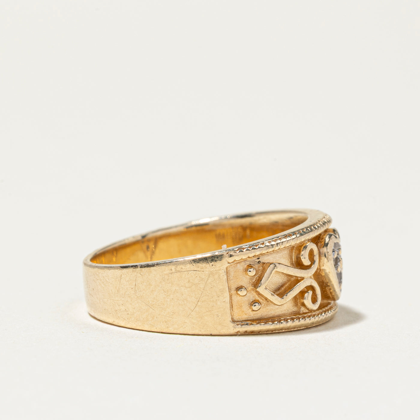 Diamond Heart Scrollwork Ring | SZ 6
