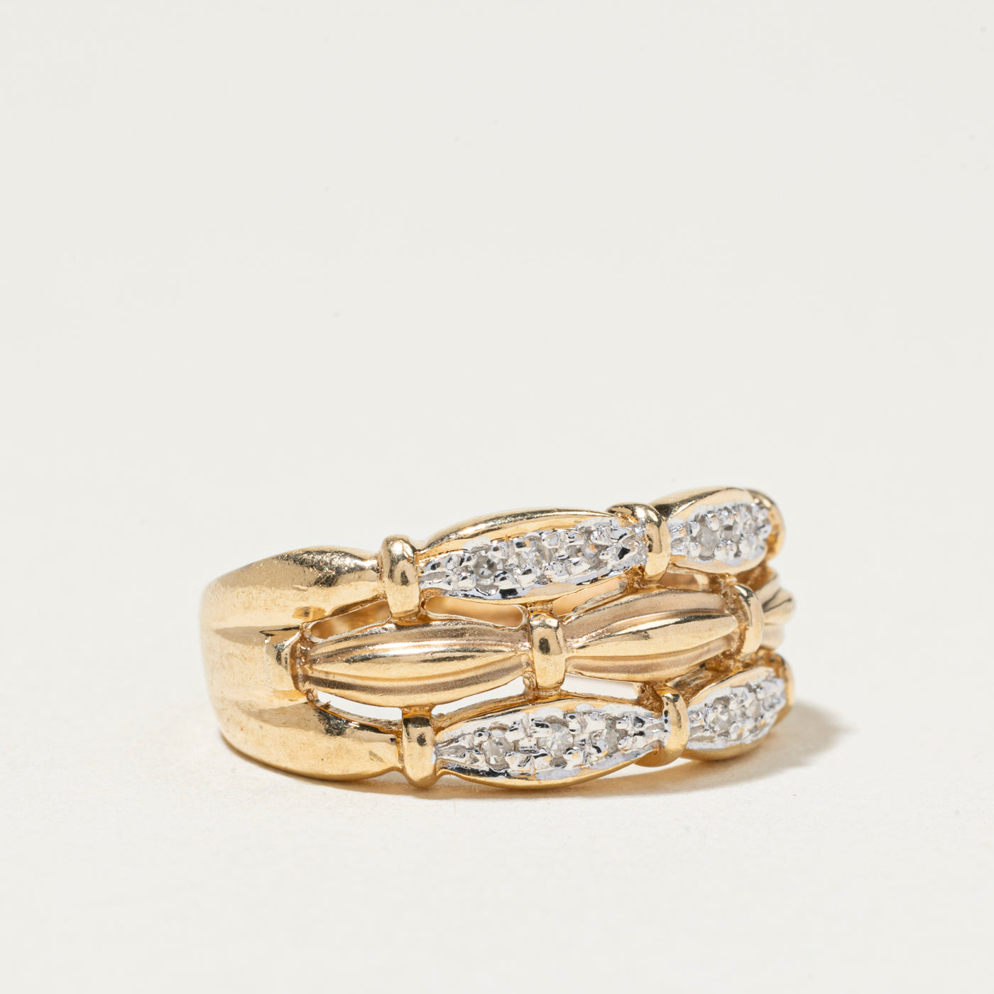 Pave Set Diamond Textured Ring | SZ 4.75