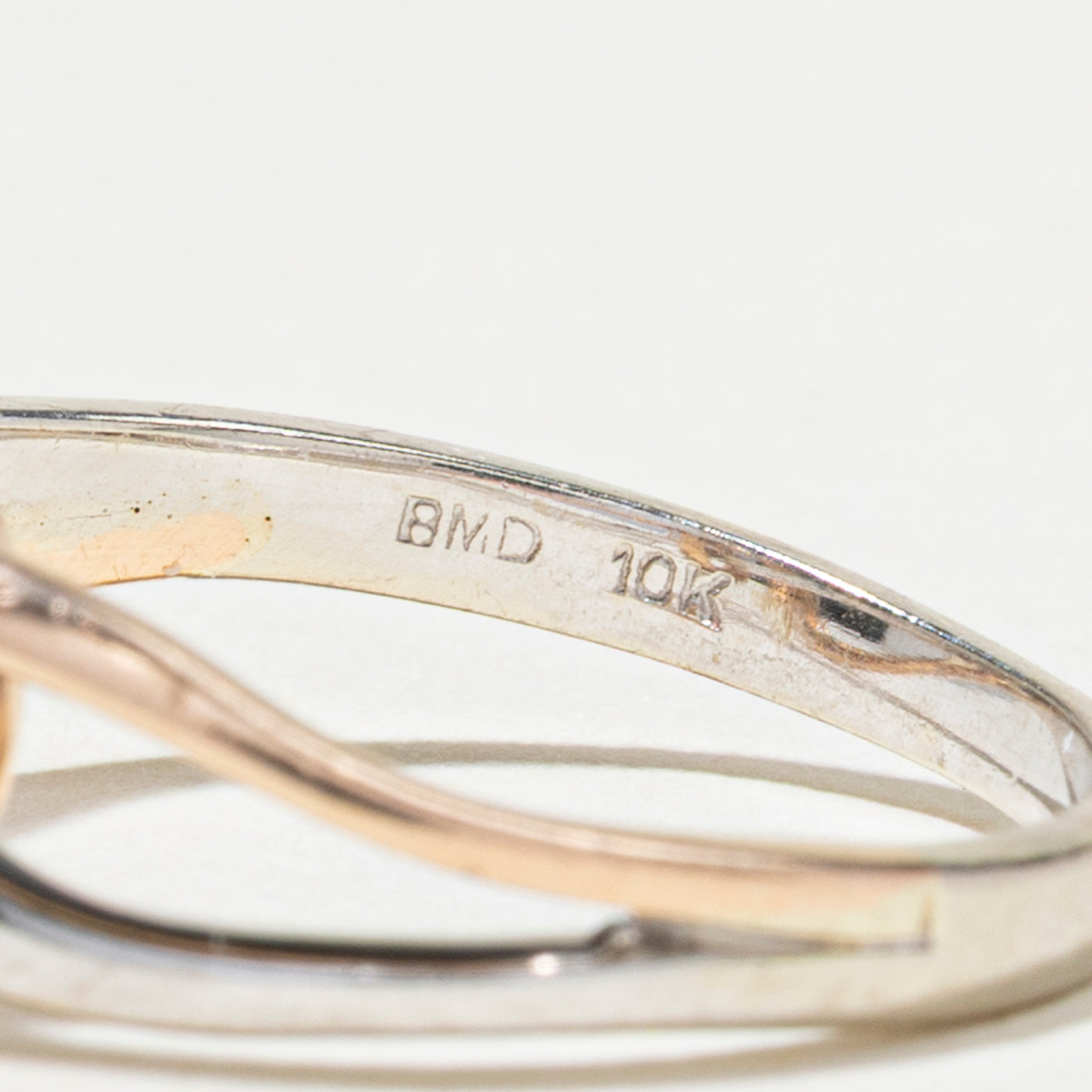 Bague torsadée en or bicolore et diamants | Taille 4,25