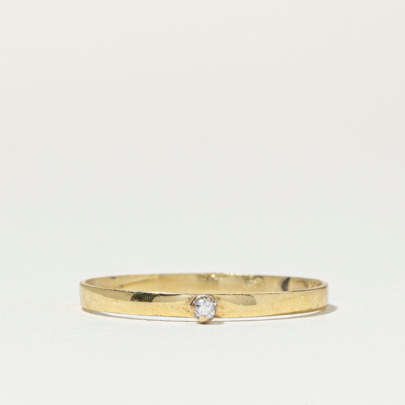 Single Diamond Petite Band | SZ 5.75