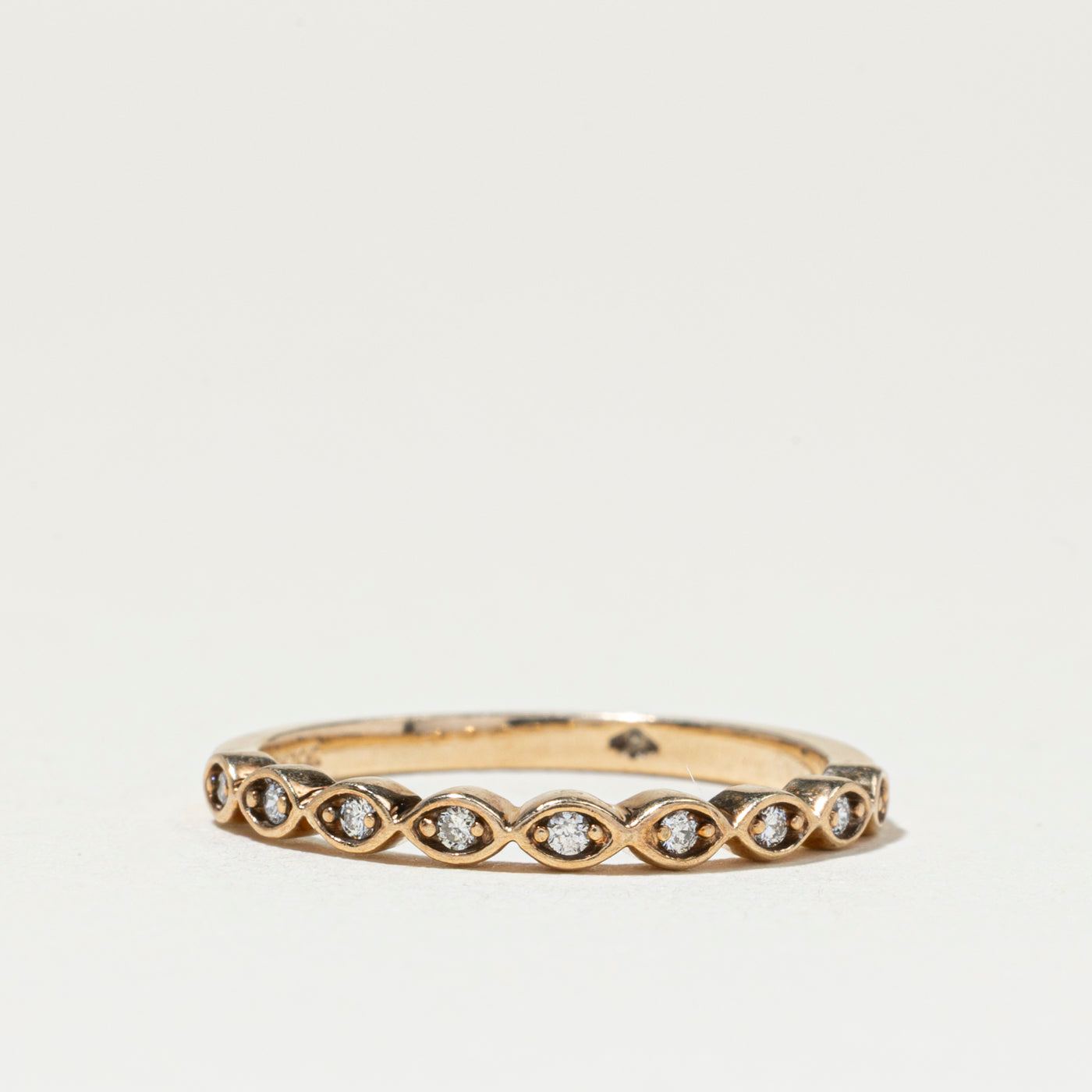 Semi Eternity Diamond Scalloped Band | 2mm | SZ 6.25