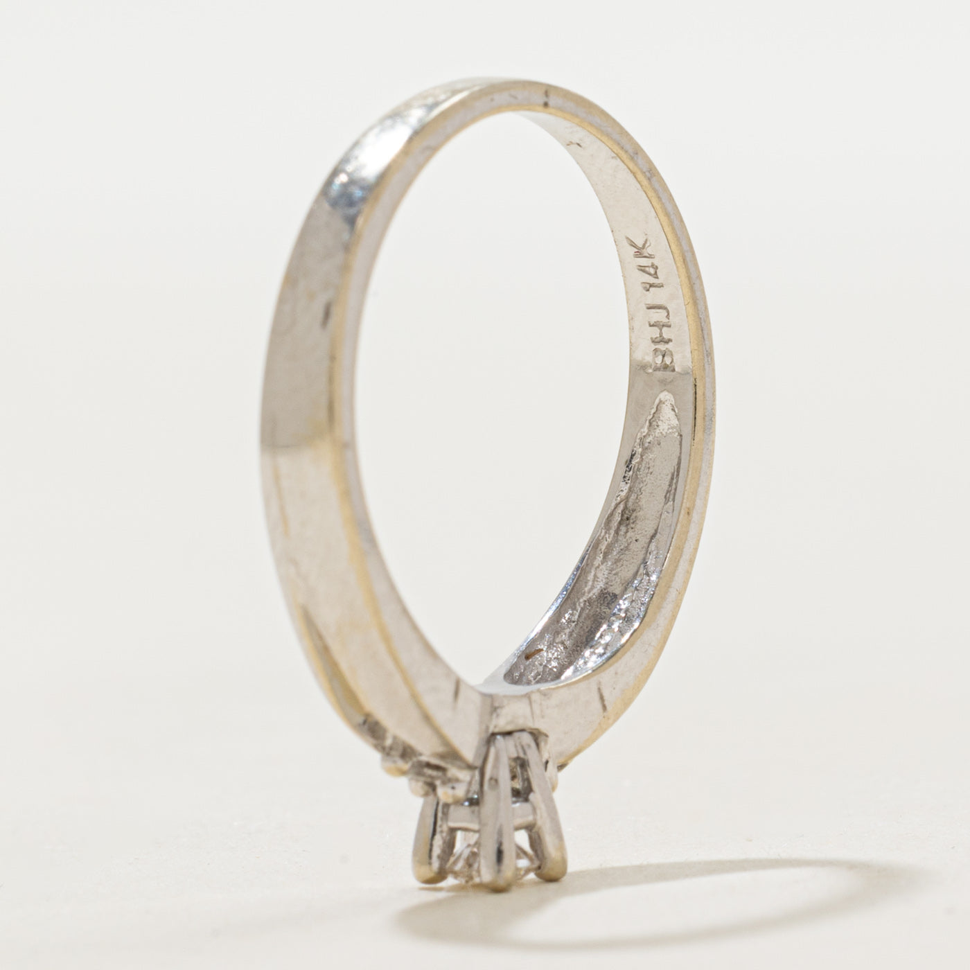 Basket Set Diamond Accented Ring | SZ 6.25