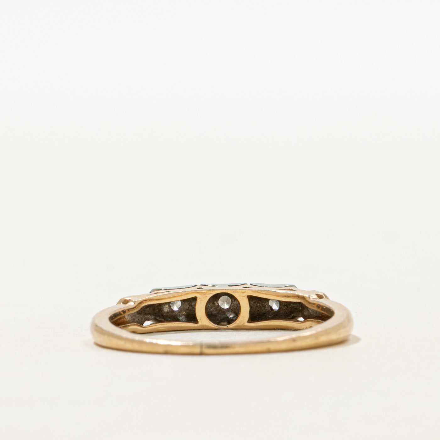 Two Tone Gold Three Stone Diamond Band | SZ 6