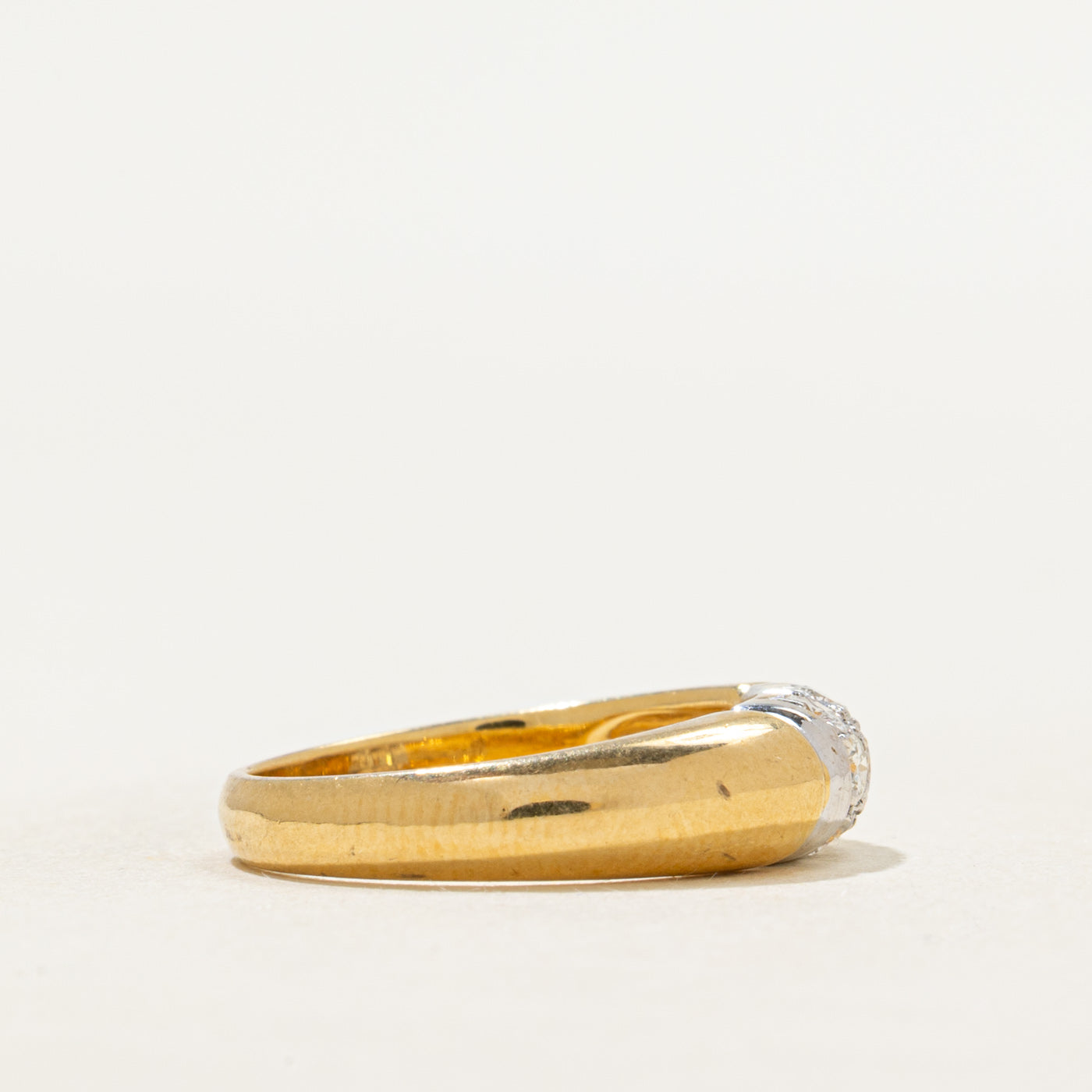 Bague dôme en or 18 carats bicolore sertie de diamants | Taille 5