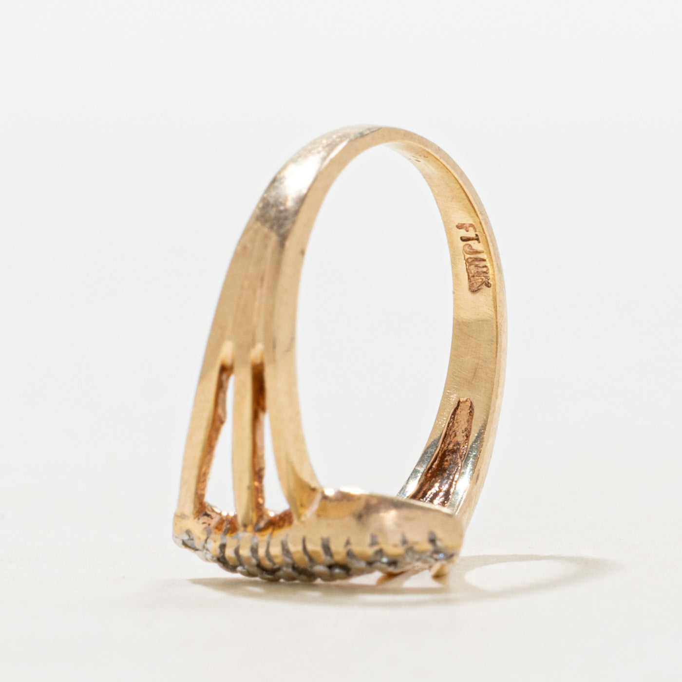 Diamond Column Open Bypass Ring | SZ 2.75