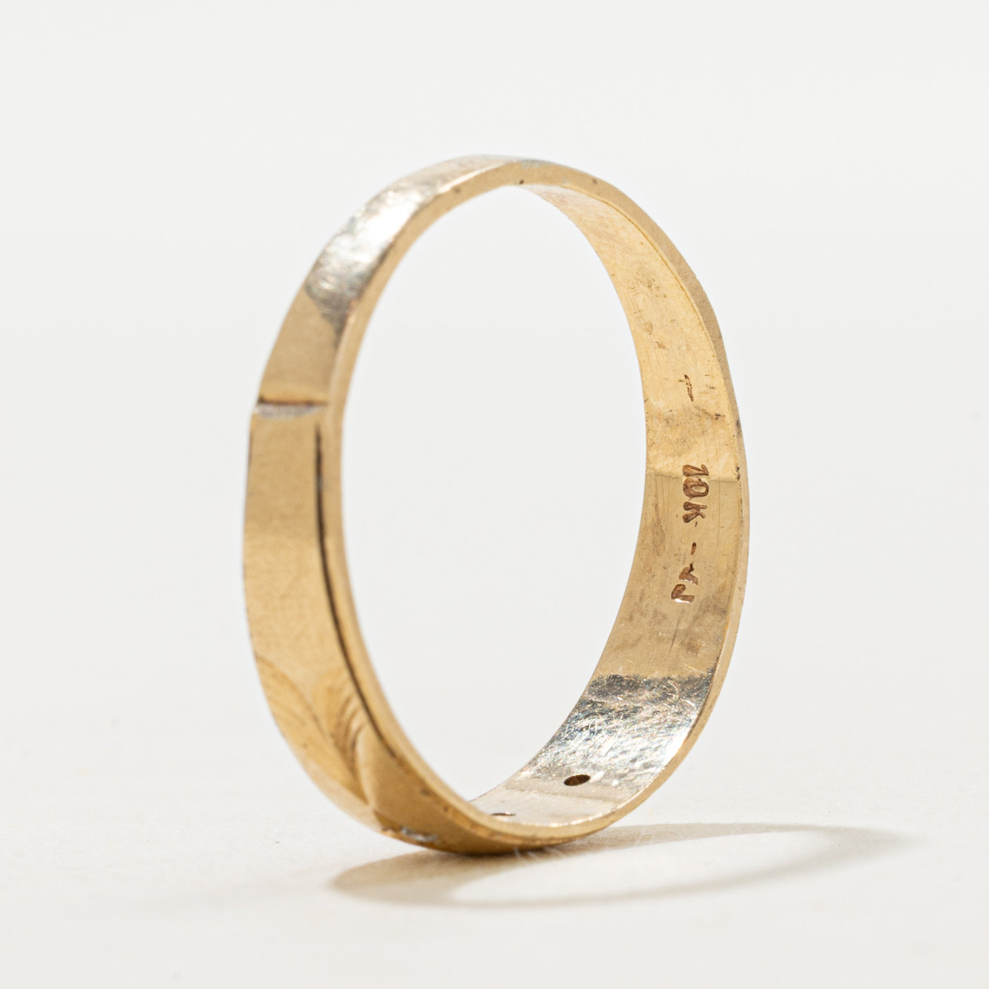 Three Stone Star Set Diamond Engraved Ring | SZ 10