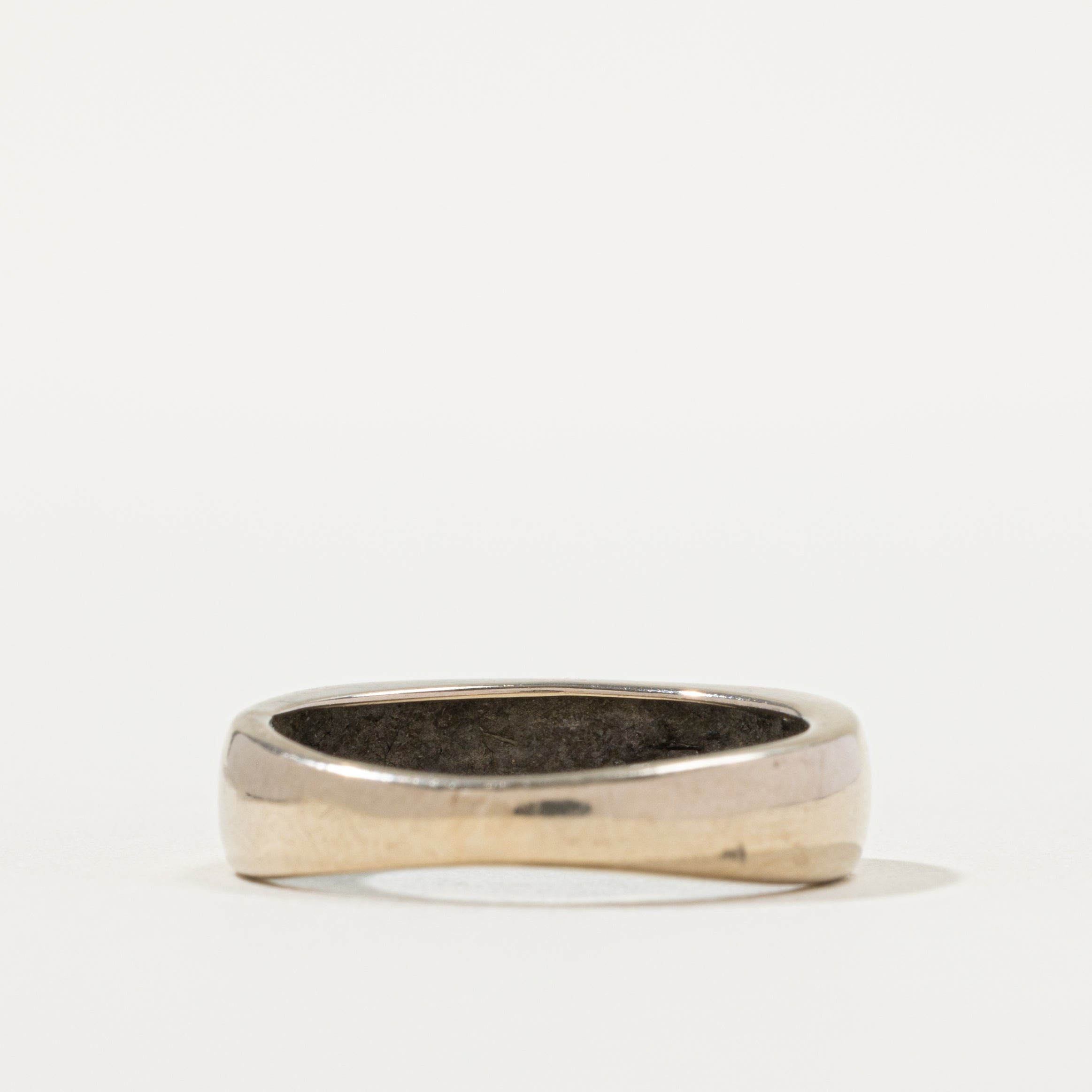Bague sertie de deux diamants en canal | Taille 8.0 |