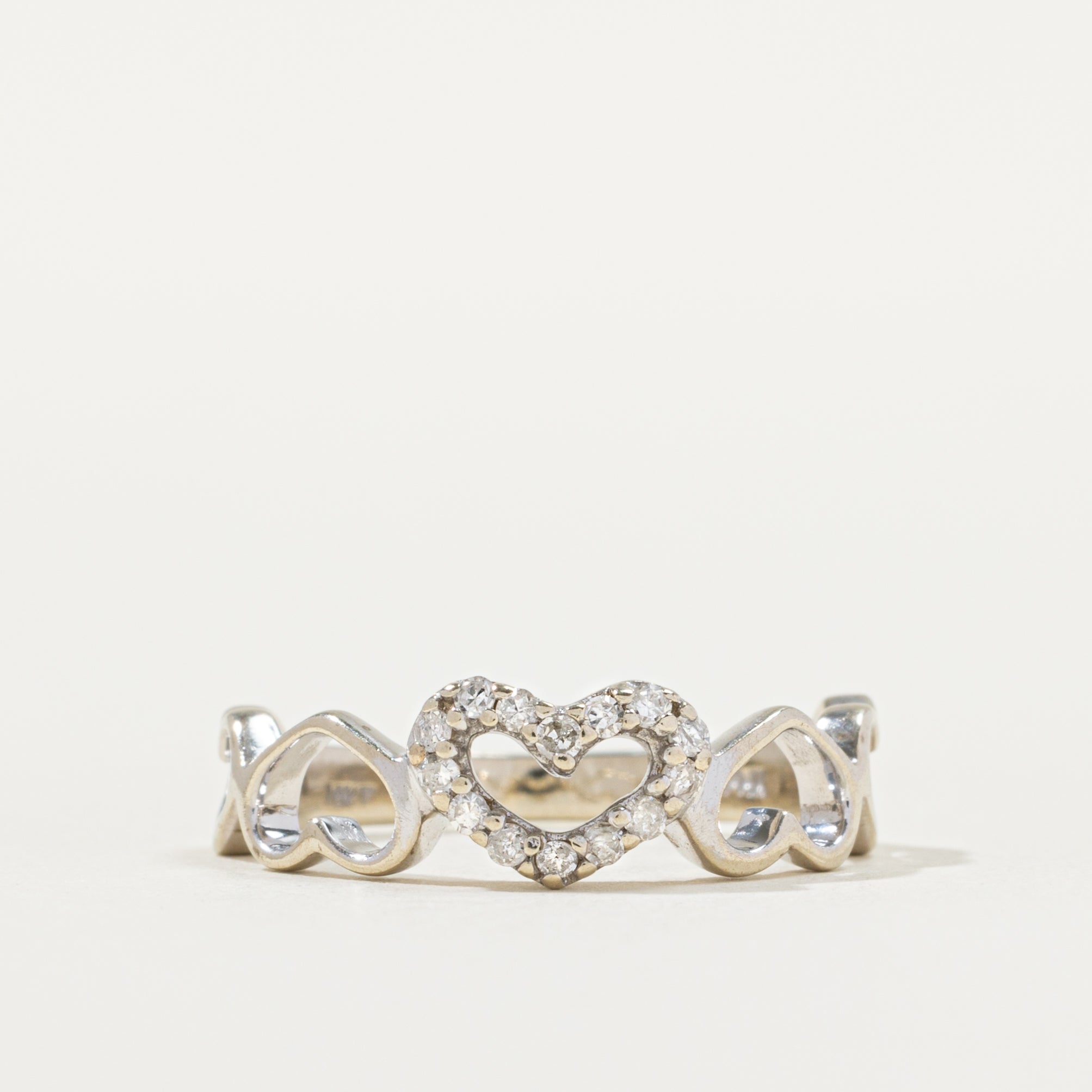 Pave Set Diamond Heart Band | SZ 6.0 |