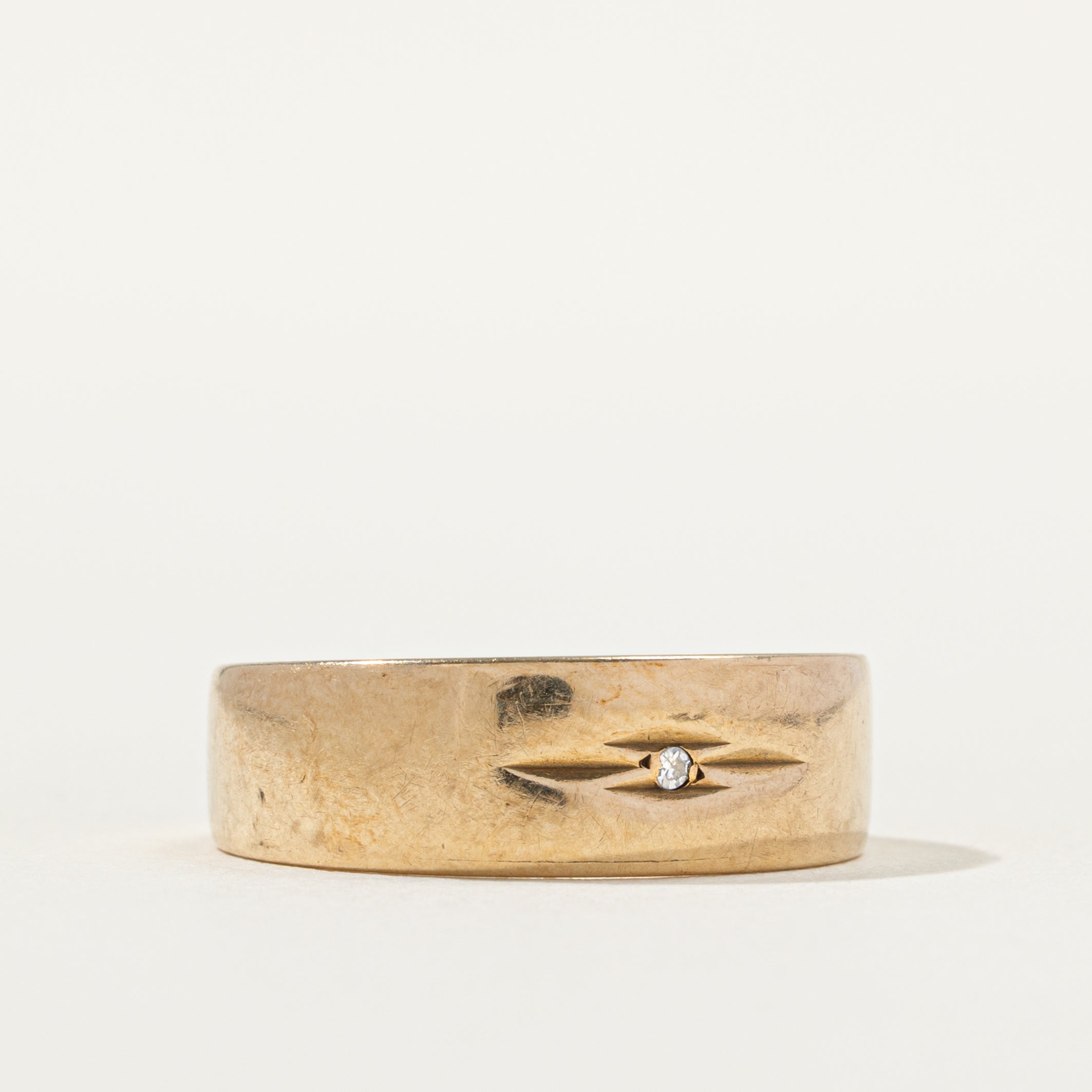 Star Set Diamond Band | SZ 8.5 | 6.65mm |