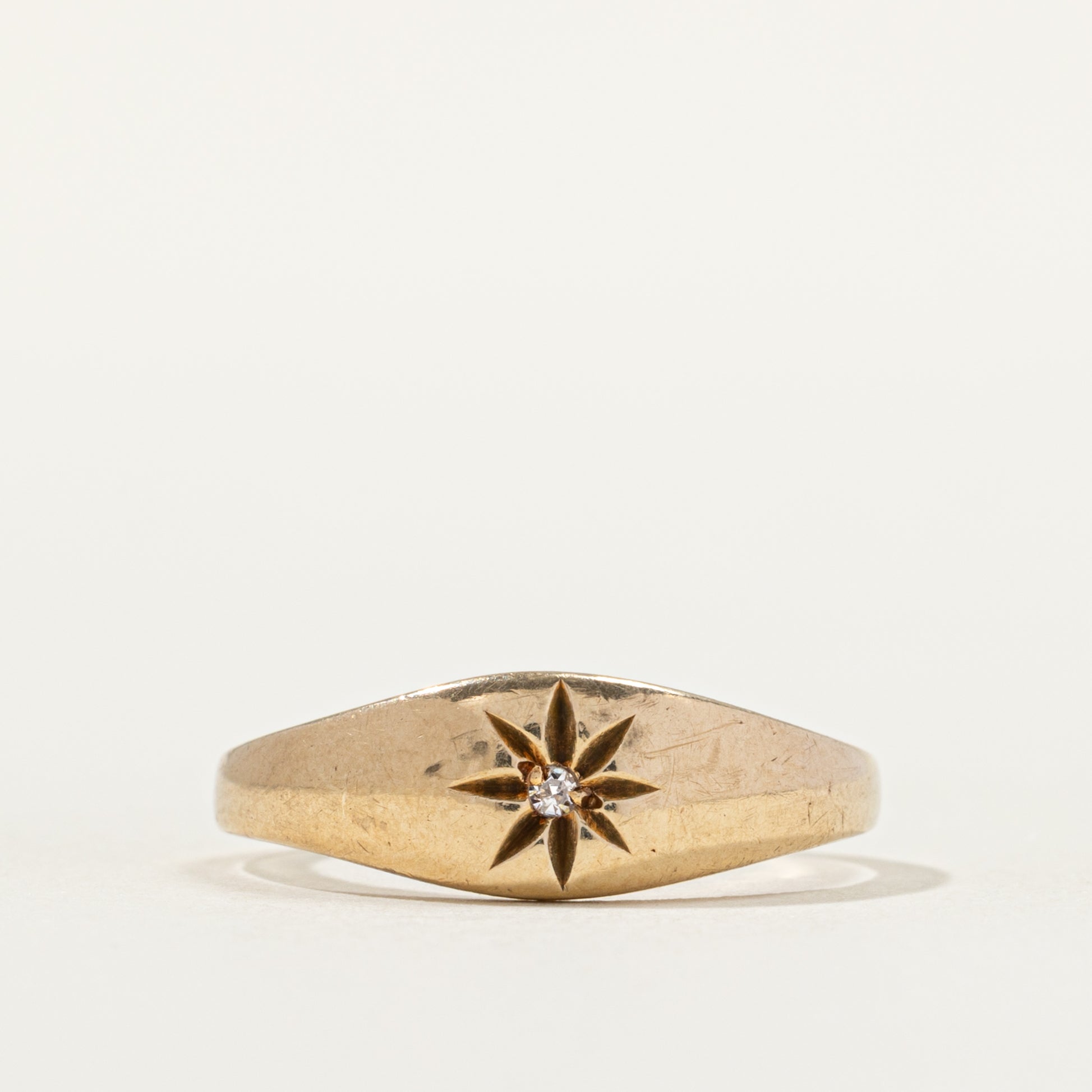 Star Set Diamond Tapered Ring | SZ 6.75 |