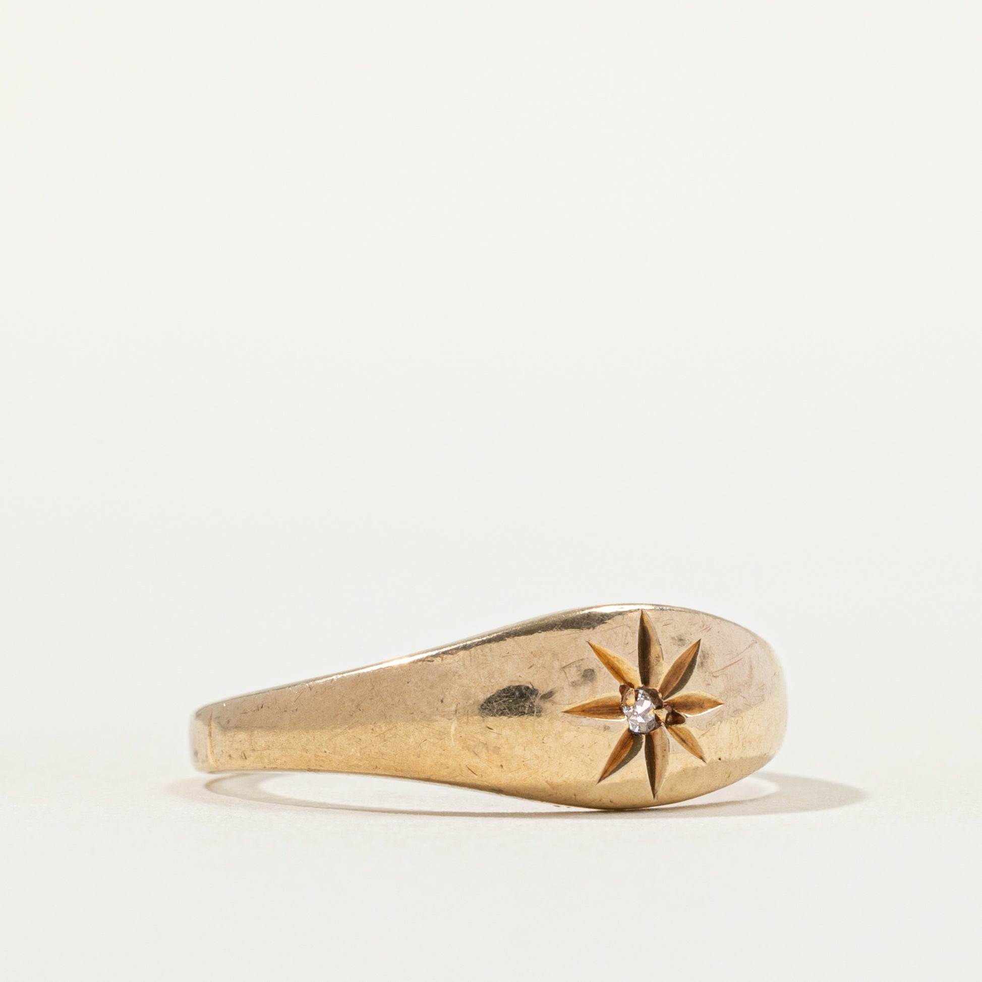 Star Set Diamond Tapered Ring | SZ 6.75 |