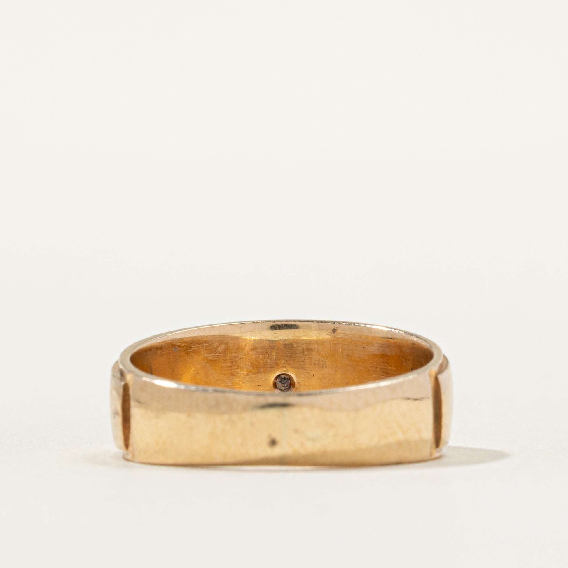 Star Set Diamond Textured Band | SZ 5.0 |