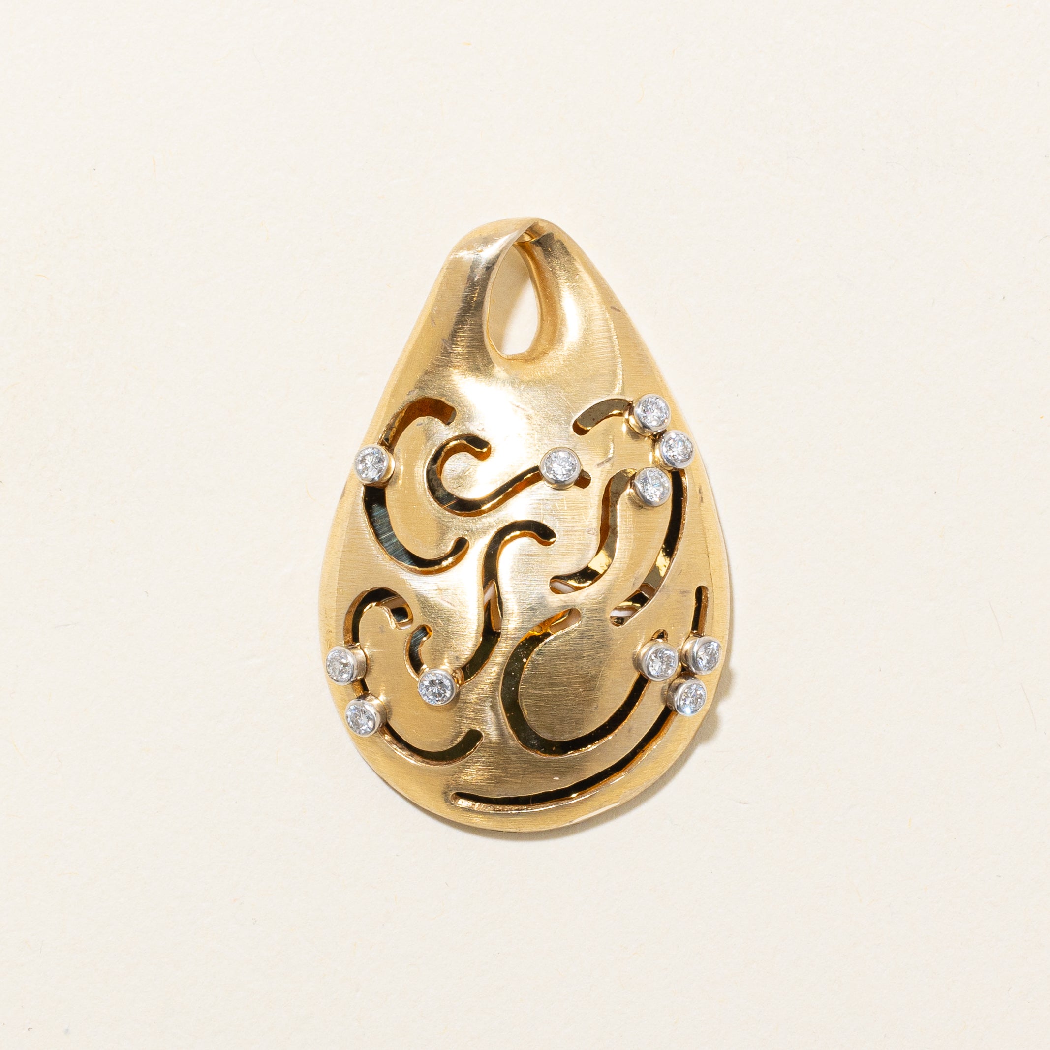 Diamond Openwork Teardrop Pendant | 0.3ctw |