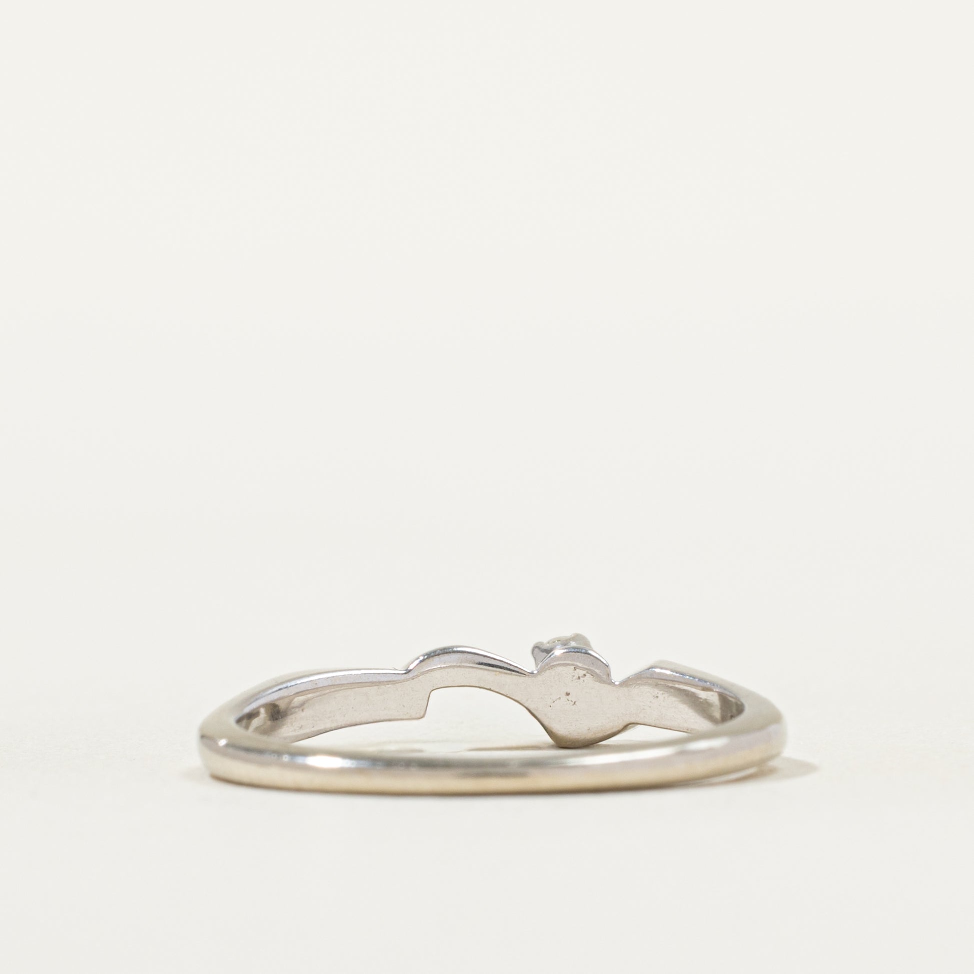 Bague contour en or blanc et diamants | Taille 5,75 |
