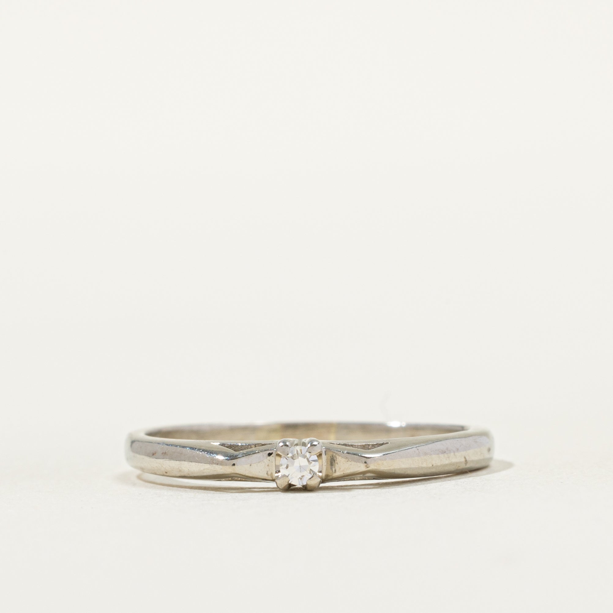 18k White Gold Diamond Ring | SZ 6.75 |