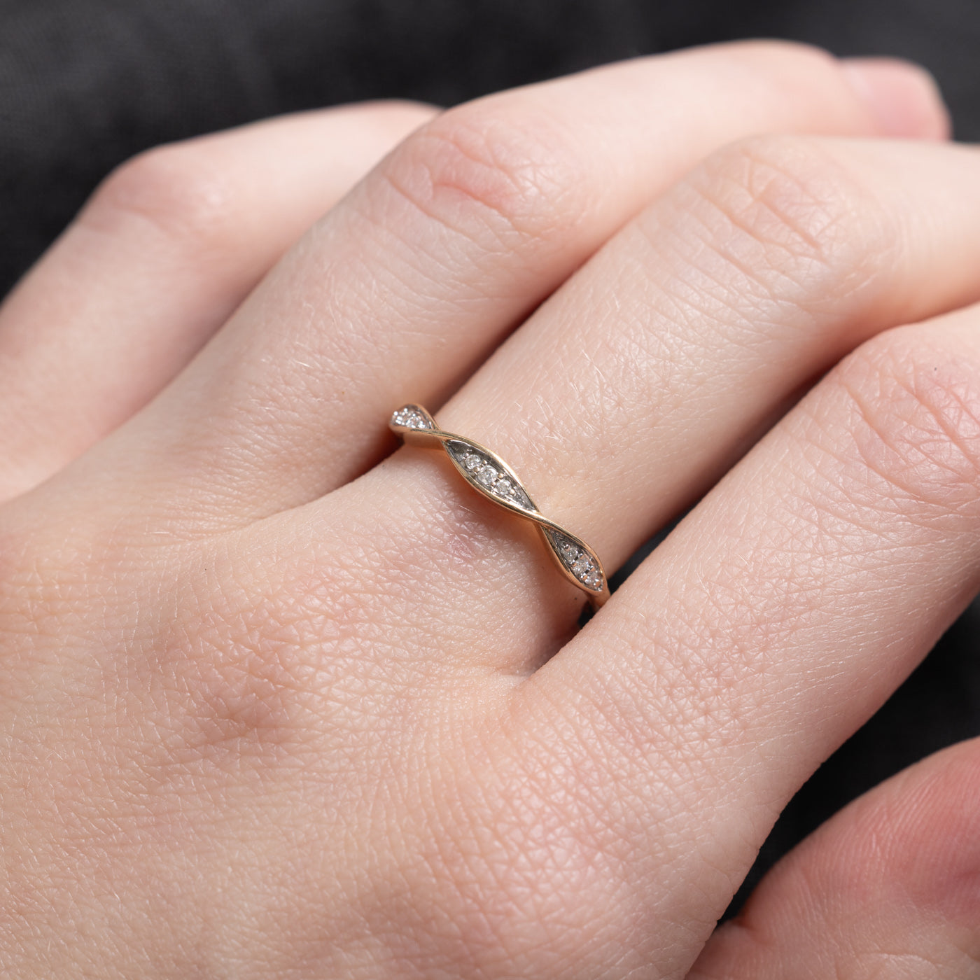 Diamond Multi Crossover Band | SZ 6.5 |