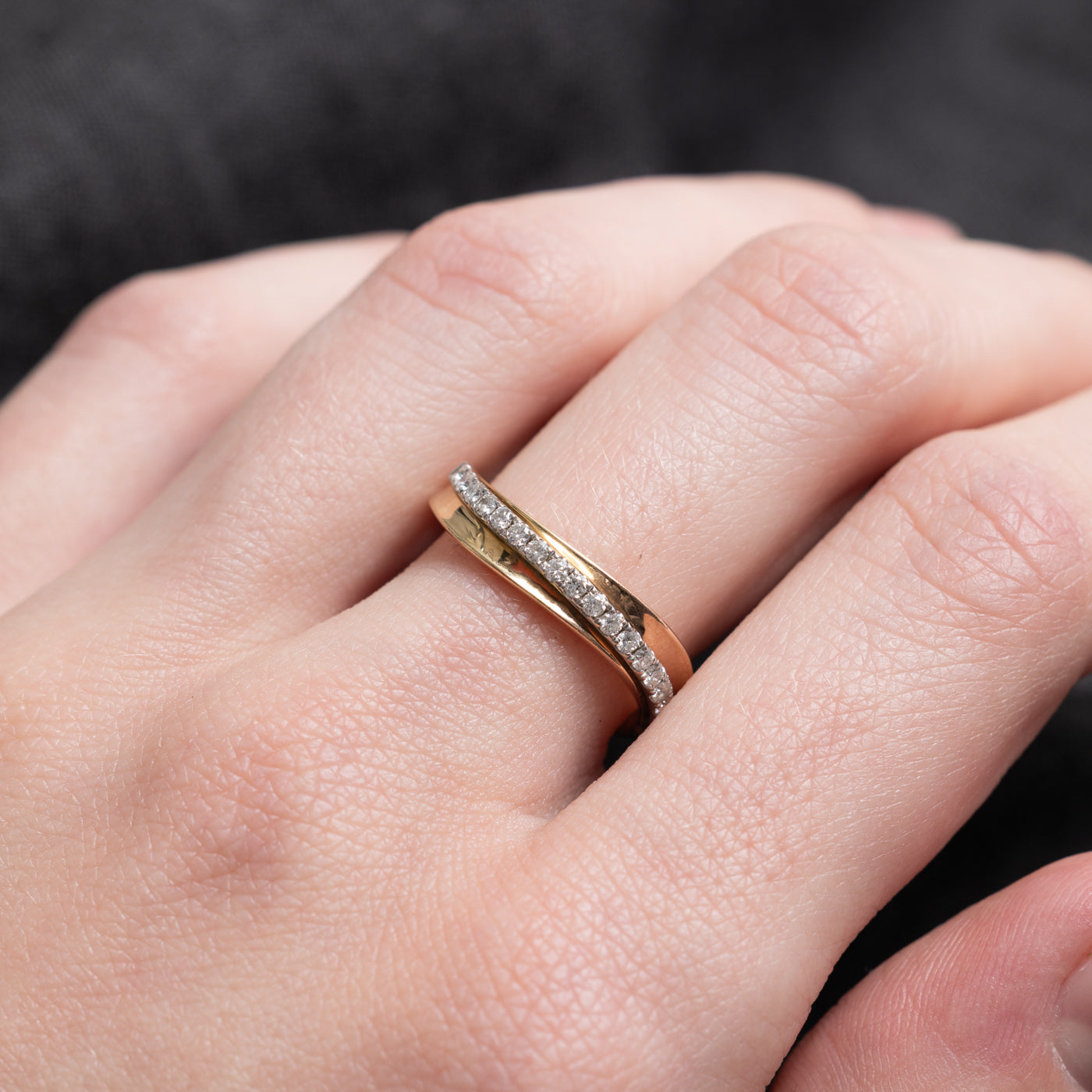 Semi Eternity Diamond Wave Ring | SZ 7.25 |