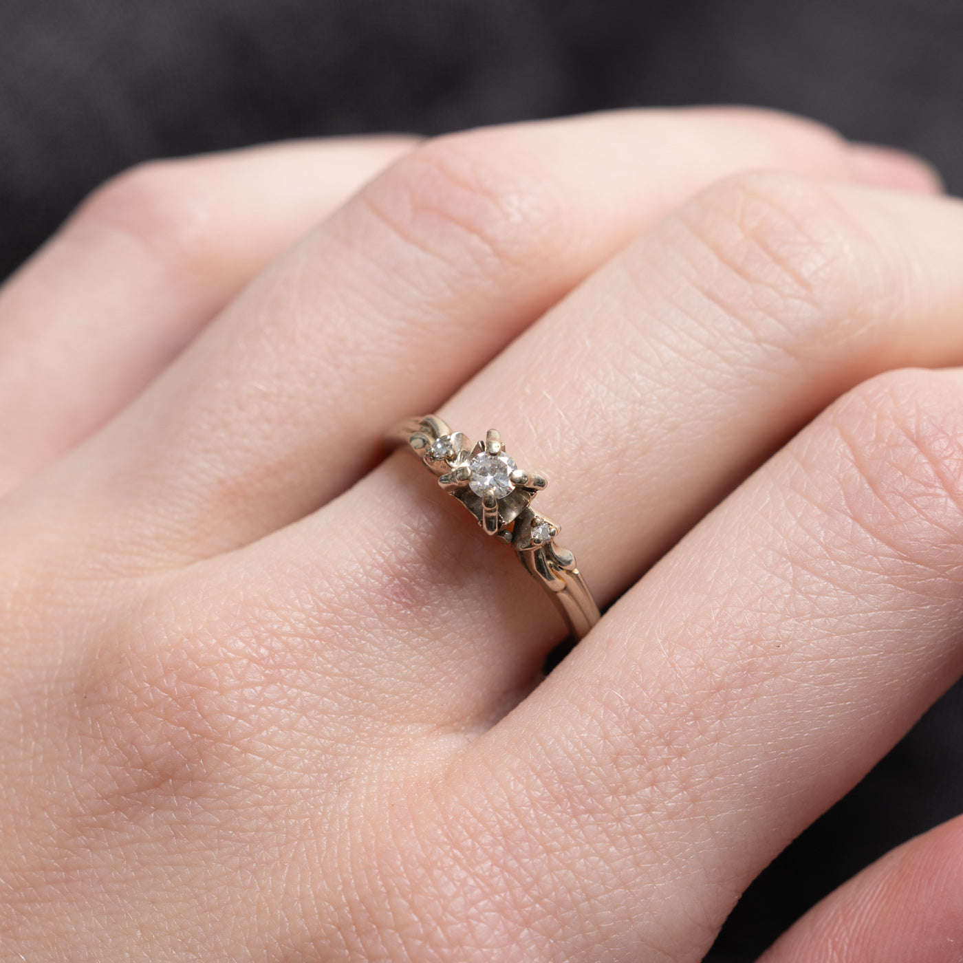 Illusion Set Diamond Accented Ring | SZ 6.25 |