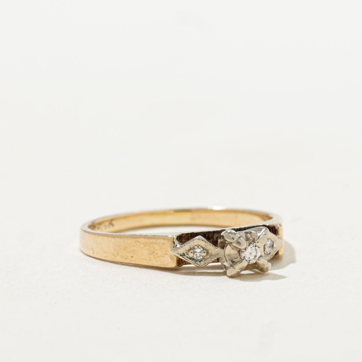 Three Stone Illusion Set Diamond Ring | SZ 6.0 |