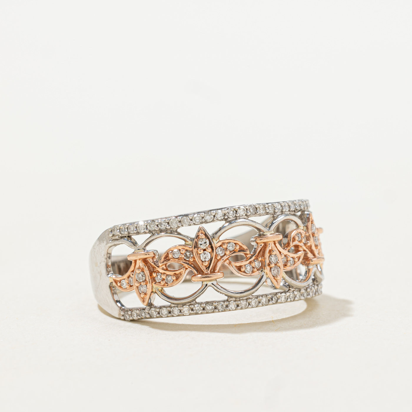Two Tone Pave Set Diamond Floral Openwork Band | SZ 9.5 |