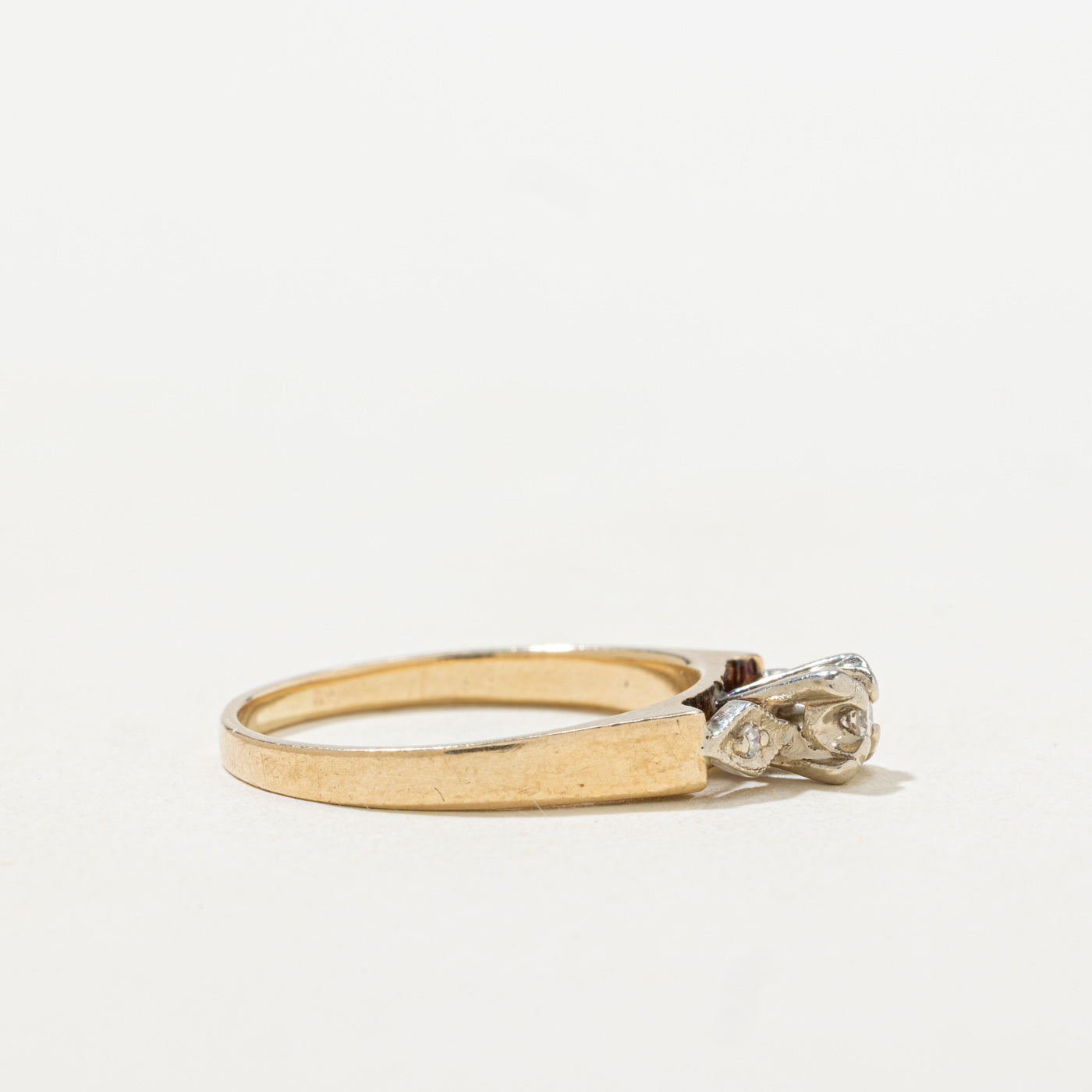 Three Stone Illusion Set Diamond Ring | SZ 6.0 |