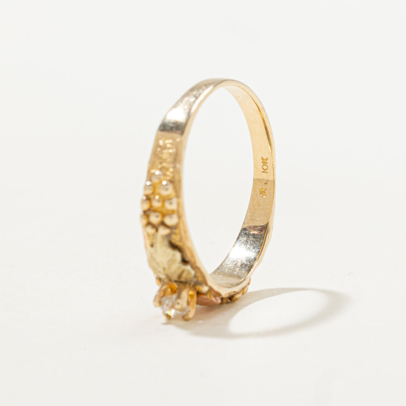 Two Tone Diamond Leaf Design Textured Ring | SZ 5.75 |