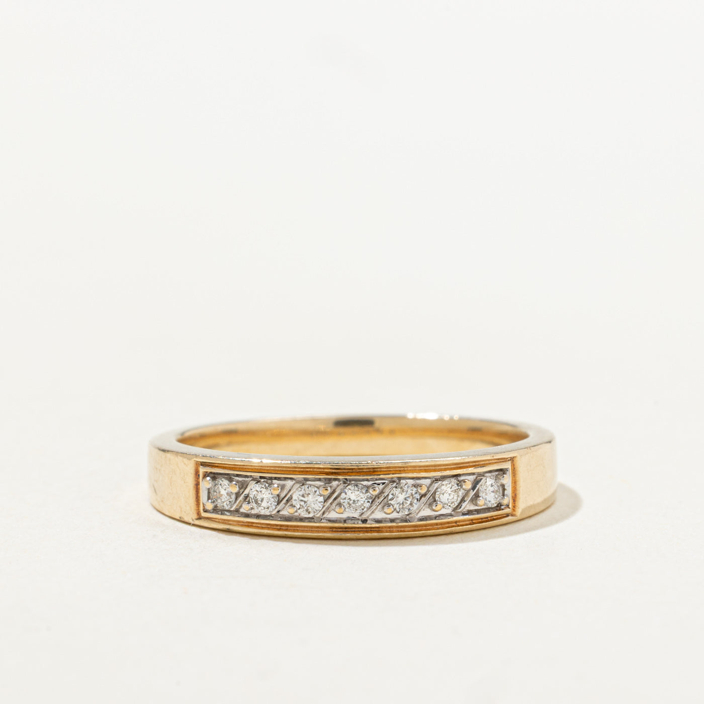 10k Seven Stone Diamond Band | SZ 6.0 |