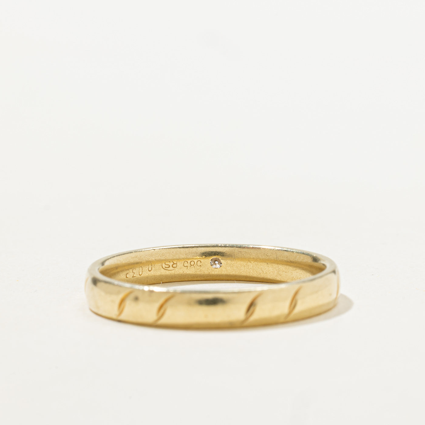 Flush Set Diamond Textured Band | 3.25mm | SZ 9.0 |