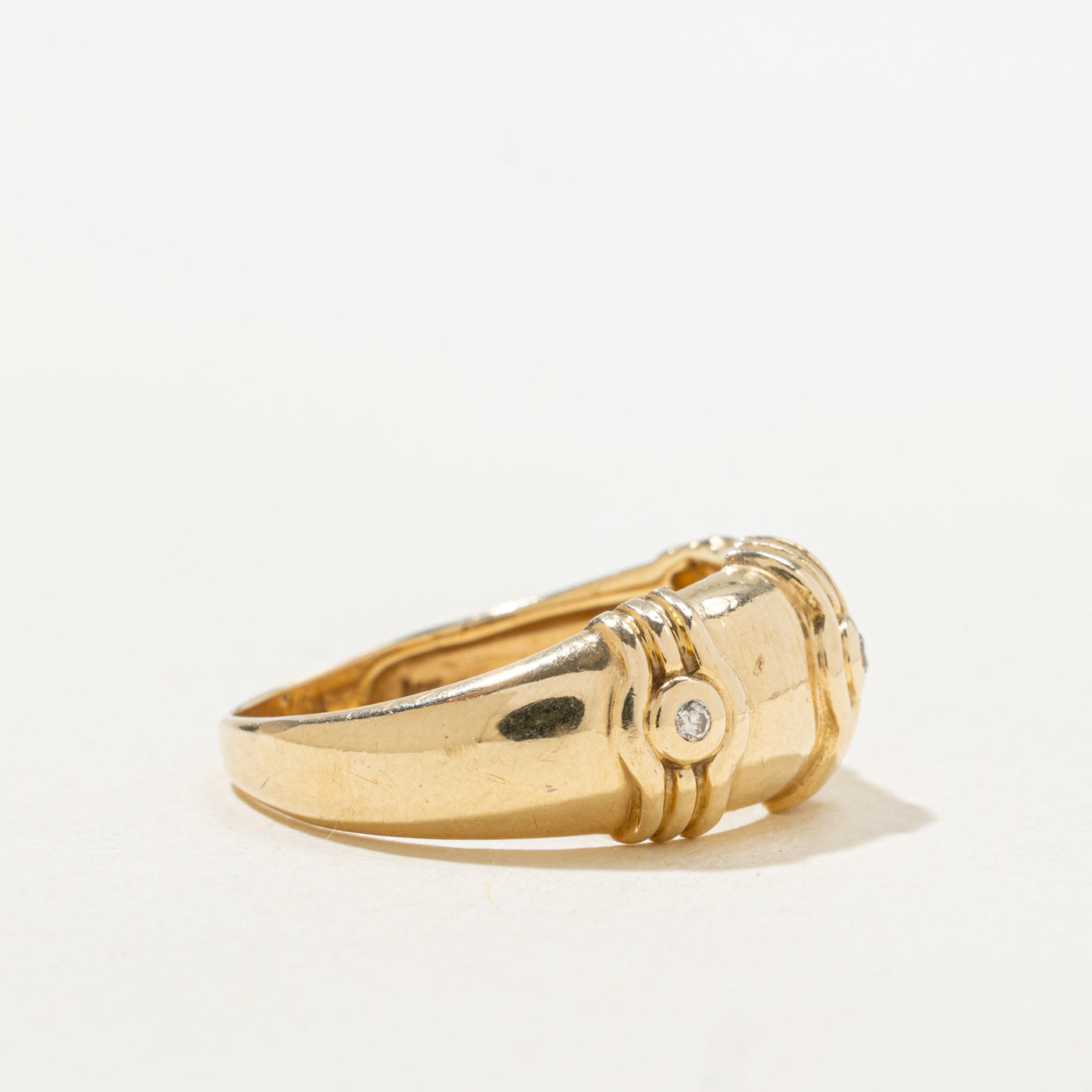 Bezel Set Diamond Grooved Dome Ring | SZ 7.25 |