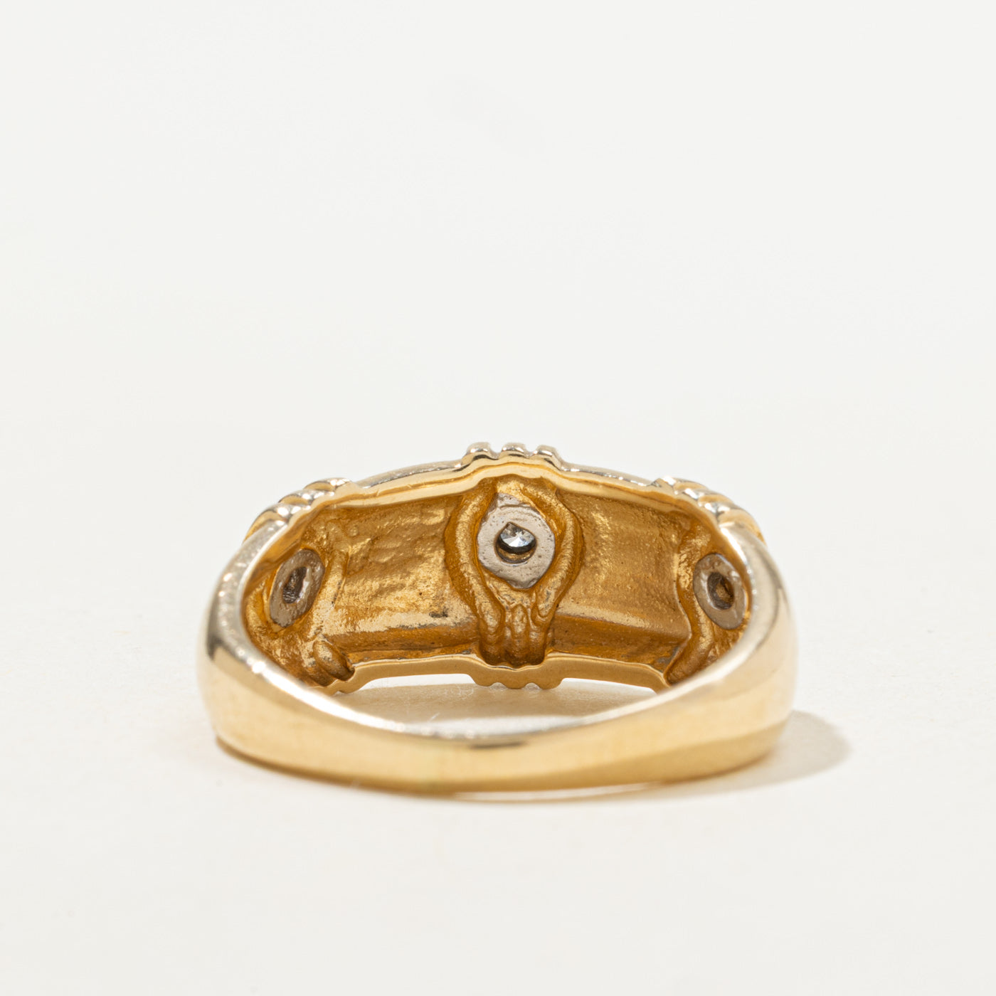 Bezel Set Diamond Grooved Dome Ring | SZ 7.25 |