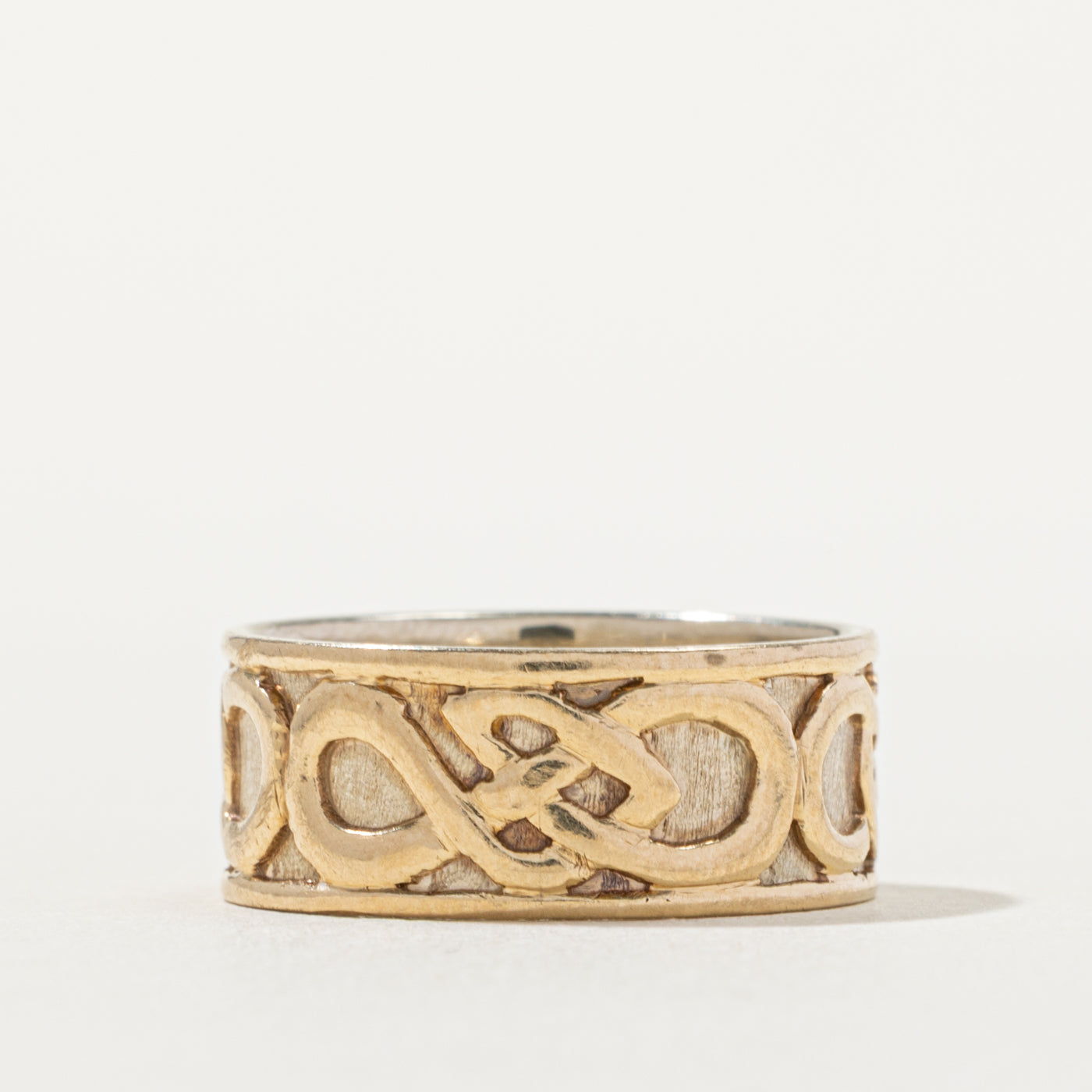 10k Diamond Embossed Celtic Band | 7.84mm | SZ 6.5