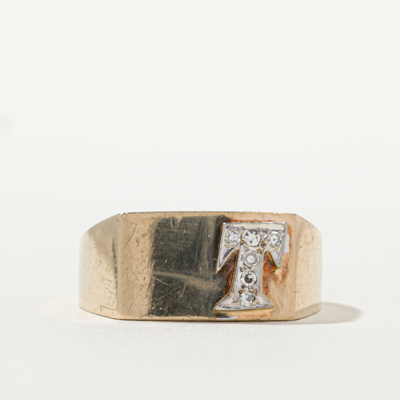 10k Diamond "T" Initial Ring | SZ 8.25