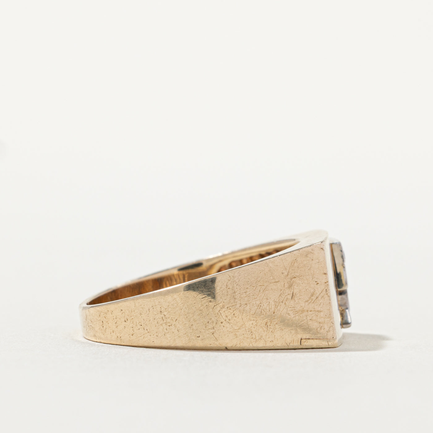 10k Diamond "T" Initial Ring | SZ 8.25