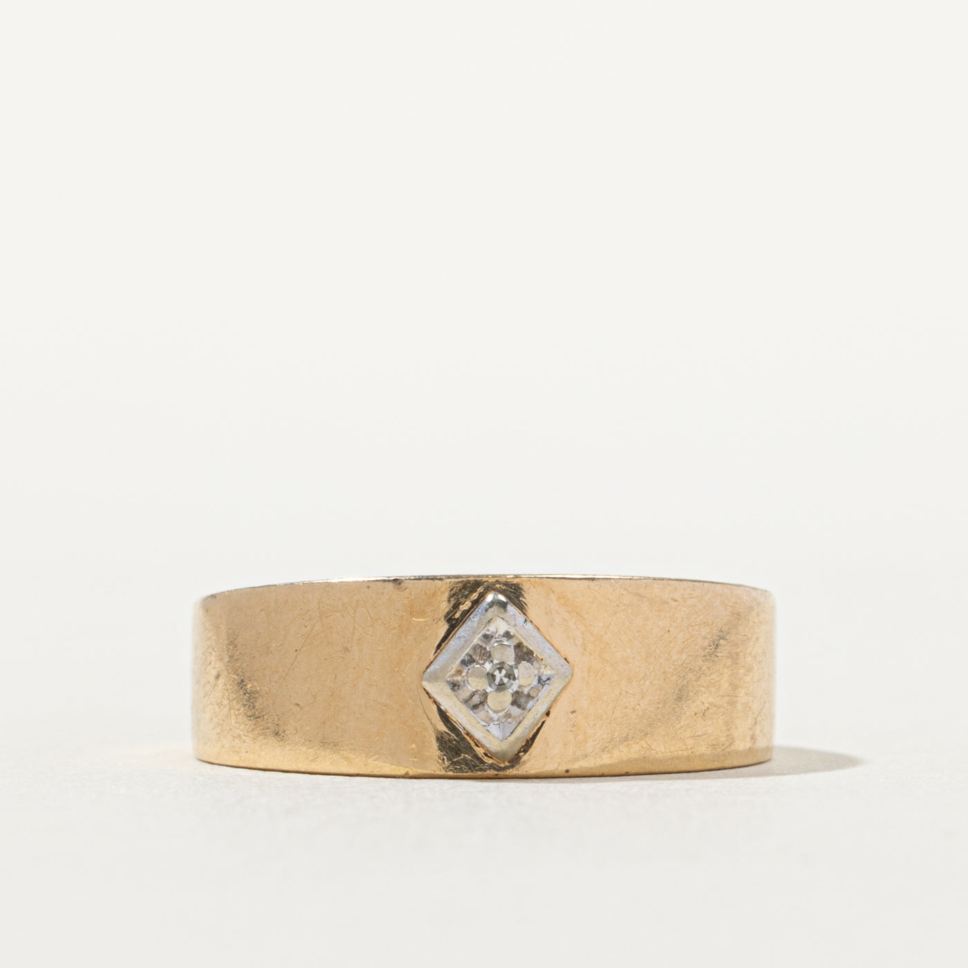 10k Diamond Rhombus Band | SZ 6.5
