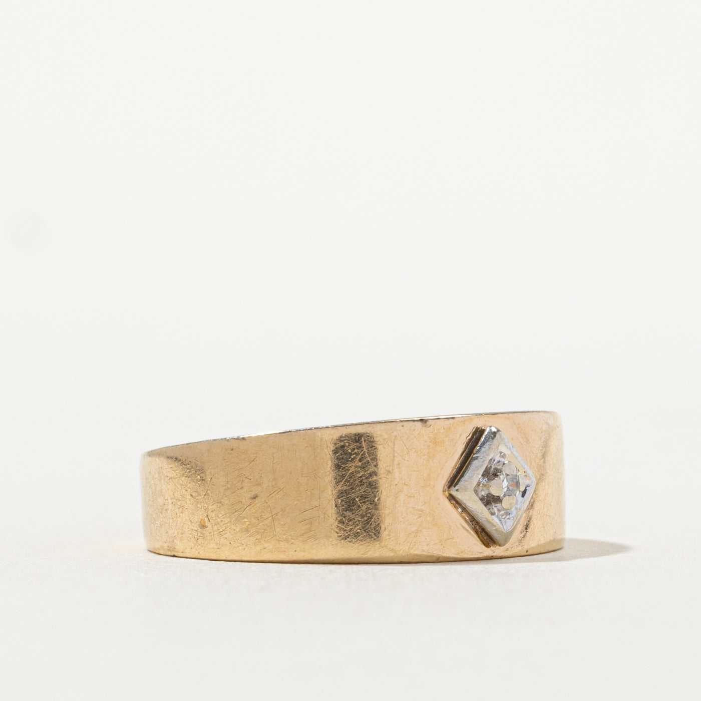 10k Diamond Rhombus Band | SZ 6.5