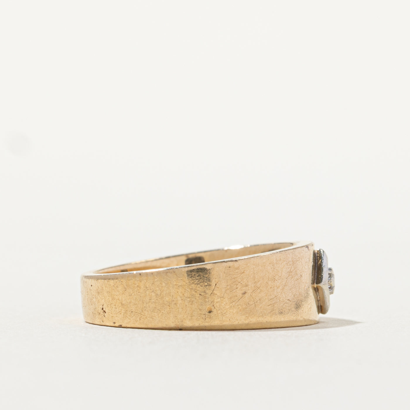 10k Diamond Rhombus Band | SZ 6.5