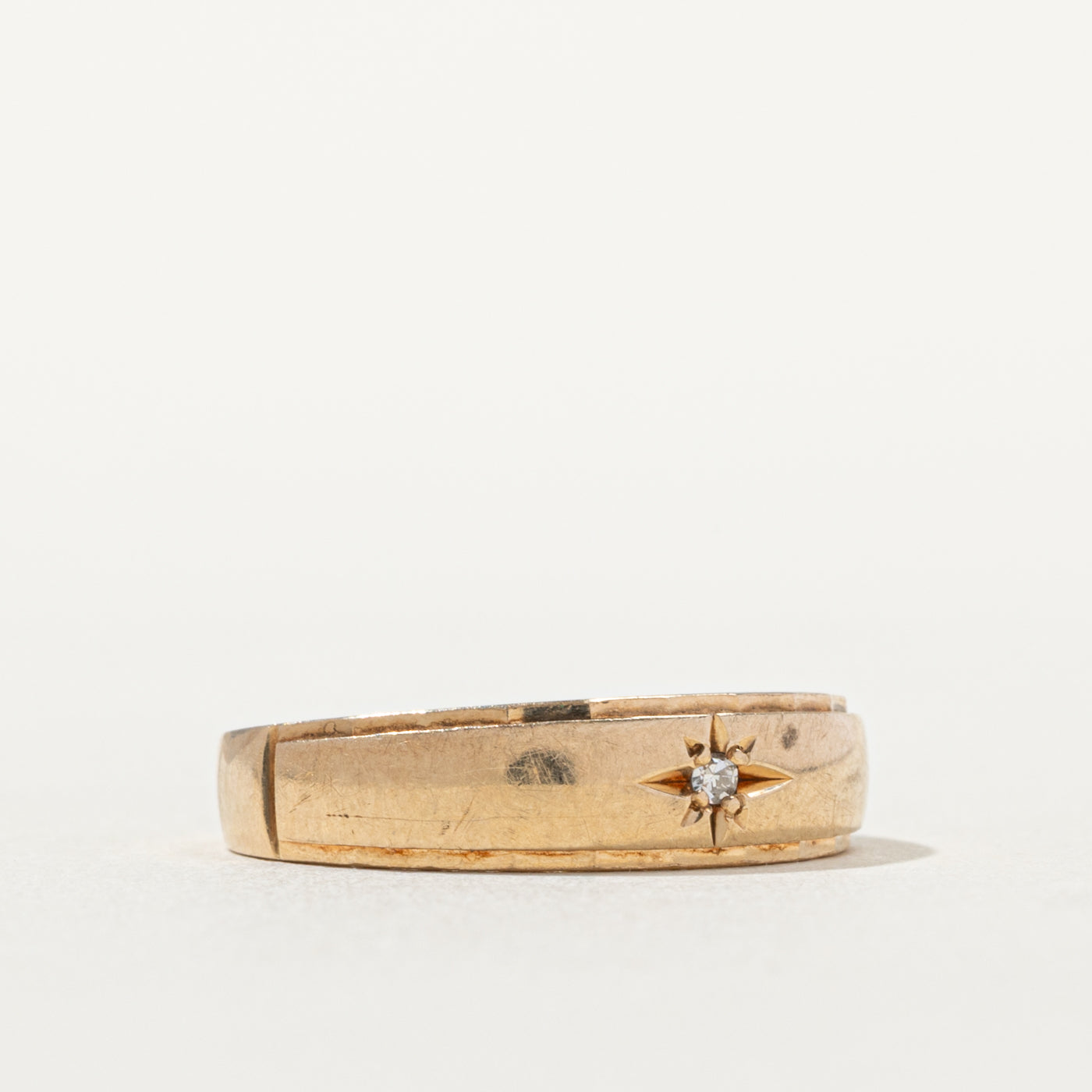 10k Star Set Diamond Band | SZ 6