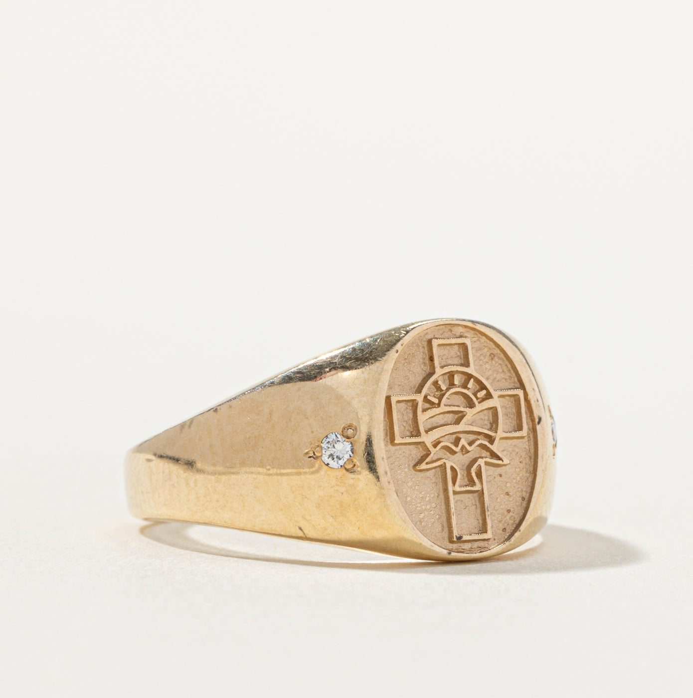 10k Diamond Cross Embossed Signet Ring | SZ 6.75