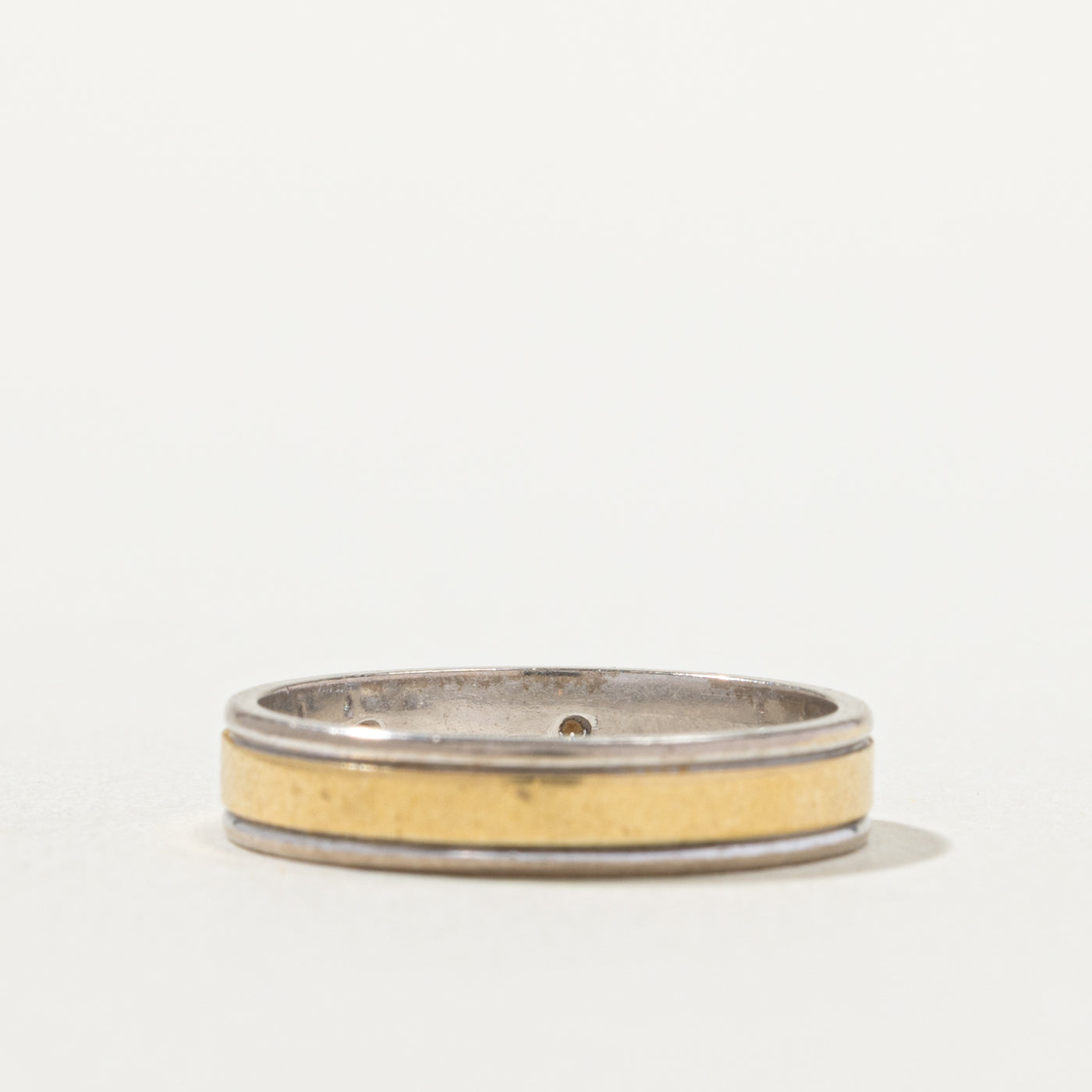 London 18k Two Tone Gold Diamond Accent Grooved Band | 3.15mm | SZ 4.75